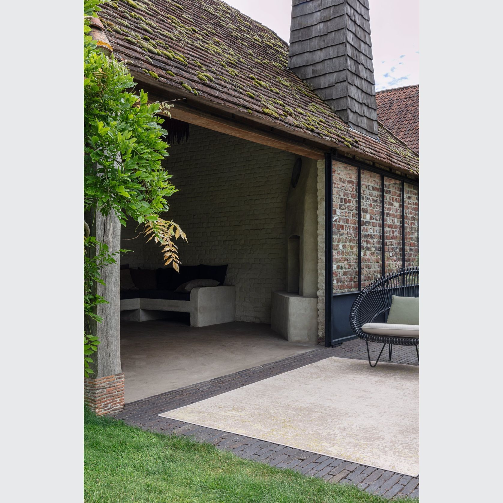 LUMINOUS indoor/outdoor gallery detail image