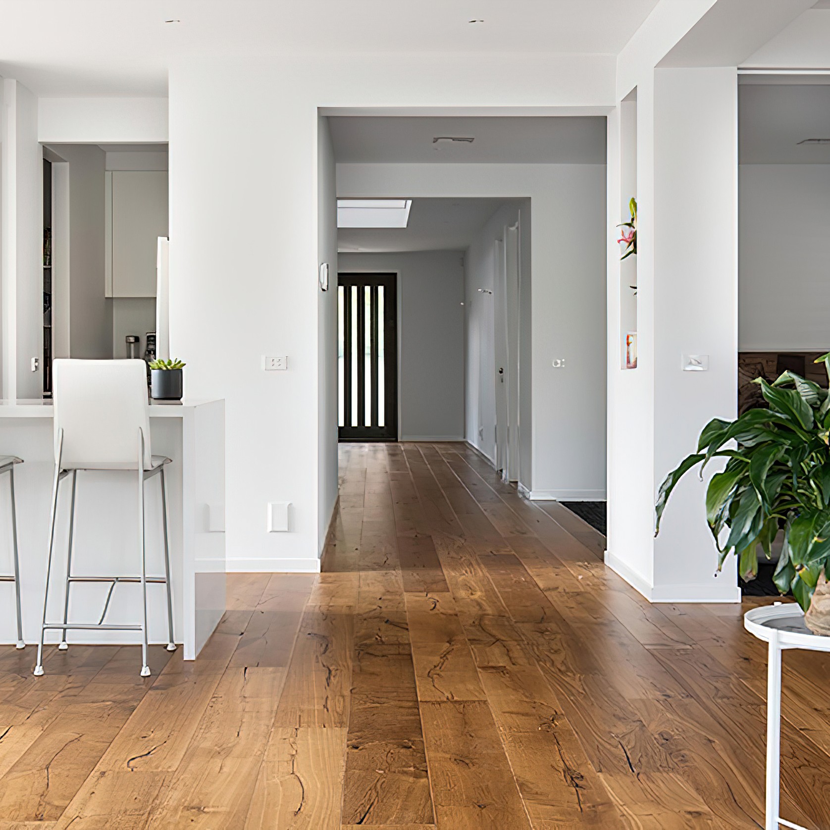 Corsica 'Antique' European Oak Flooring gallery detail image