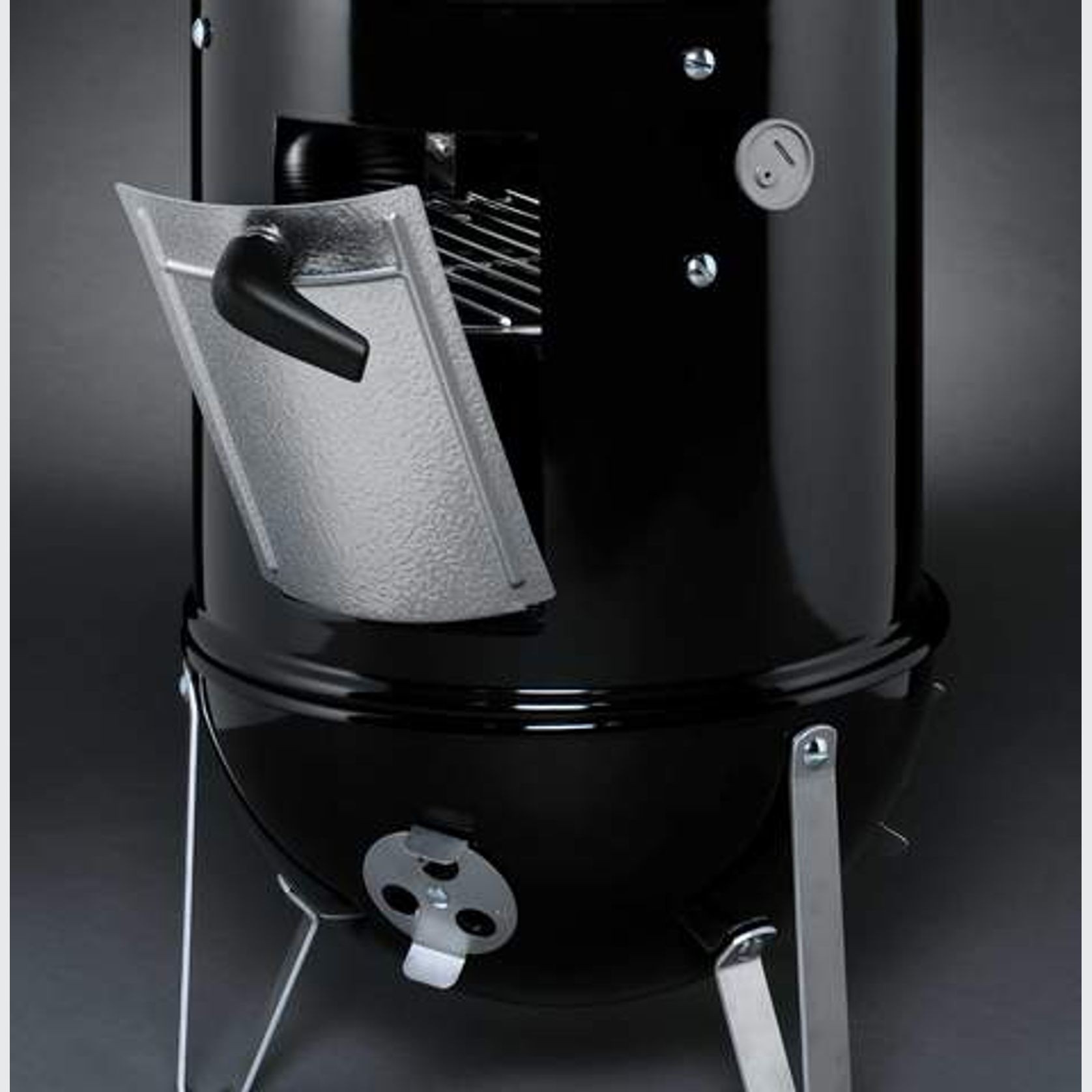 57cm Smokey Mountain Cooker gallery detail image