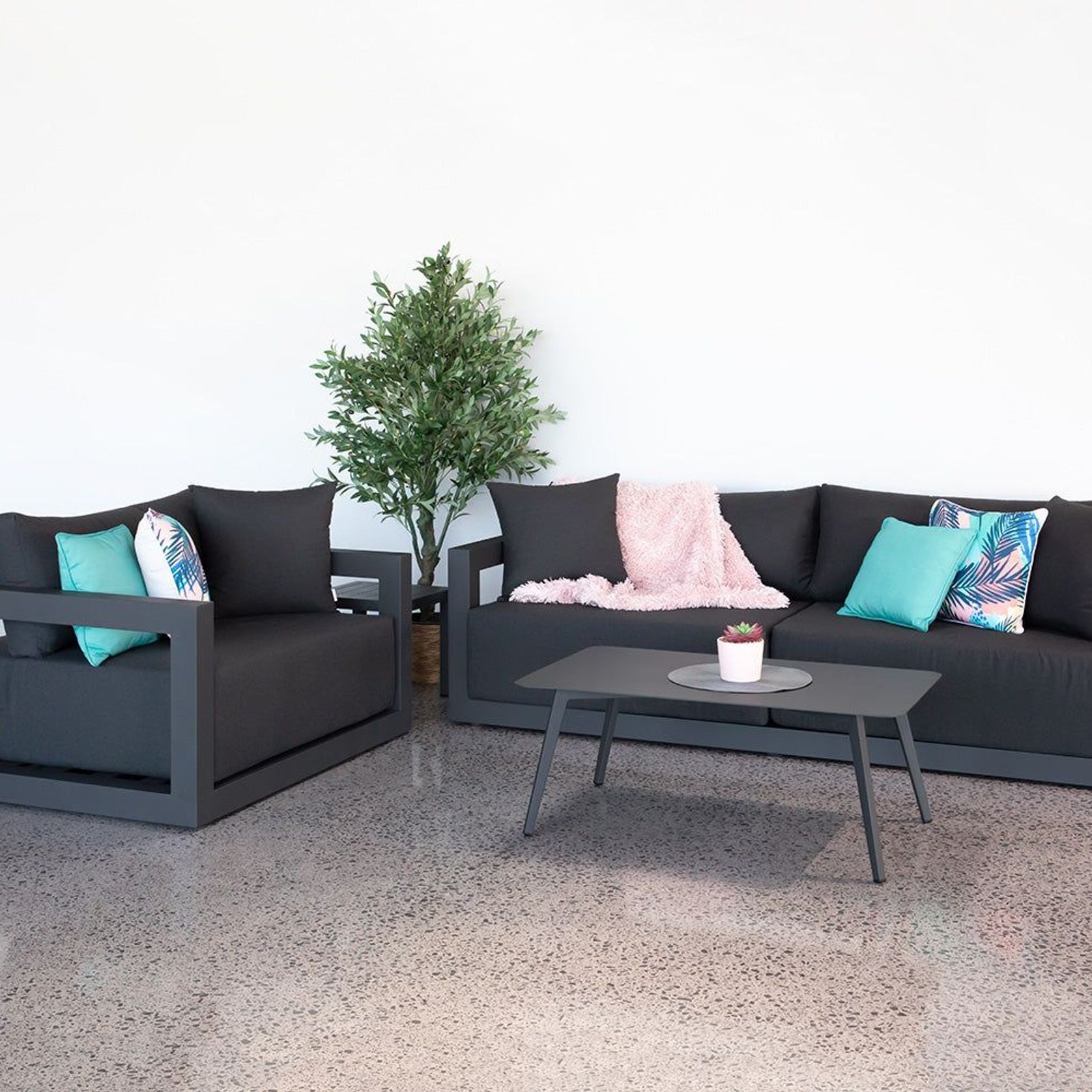 Ibis 2.0 Outdoor 3 Seater Sofa gallery detail image