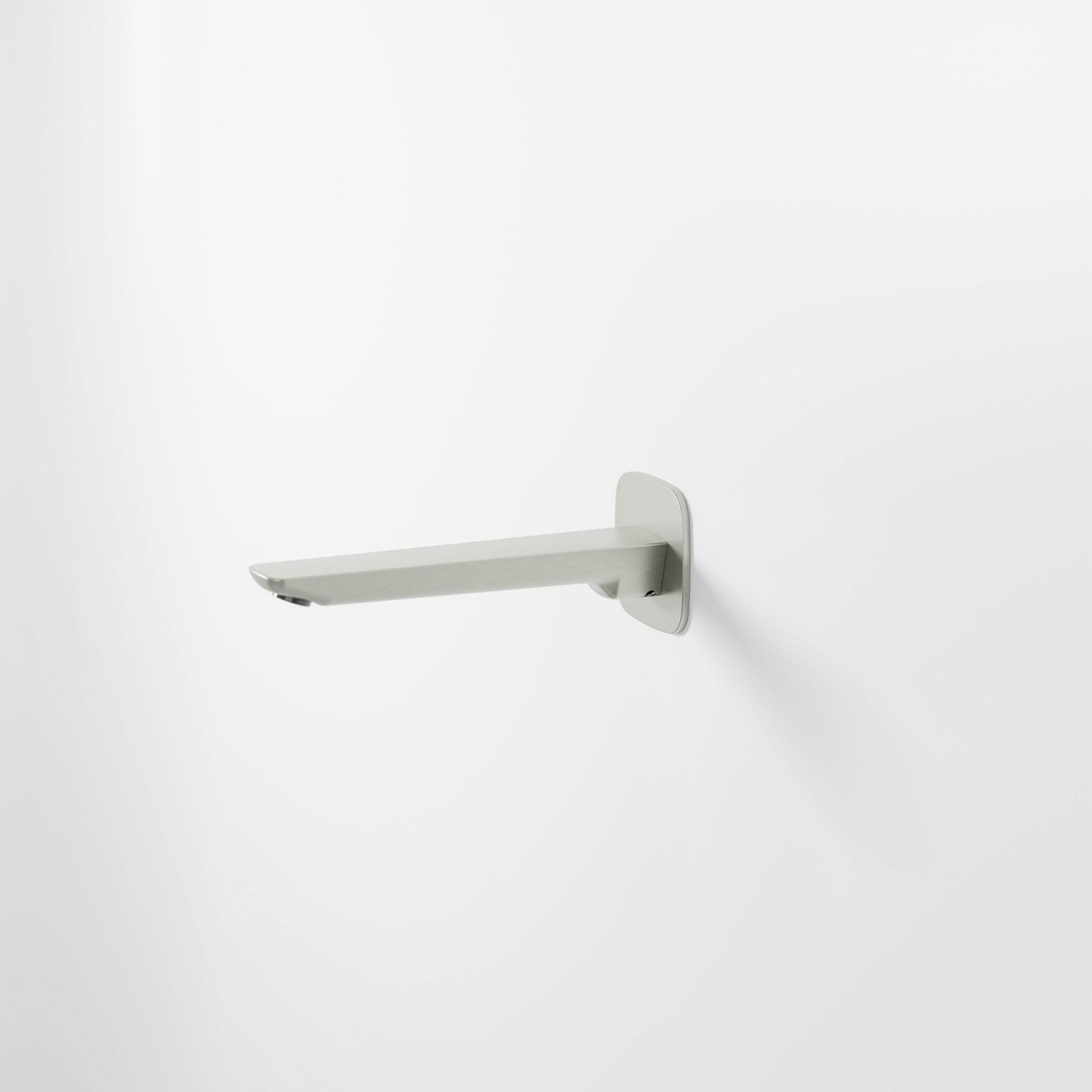 Lineare Bath Spout gallery detail image