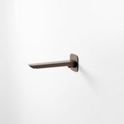 Lineare Bath Spout gallery detail image