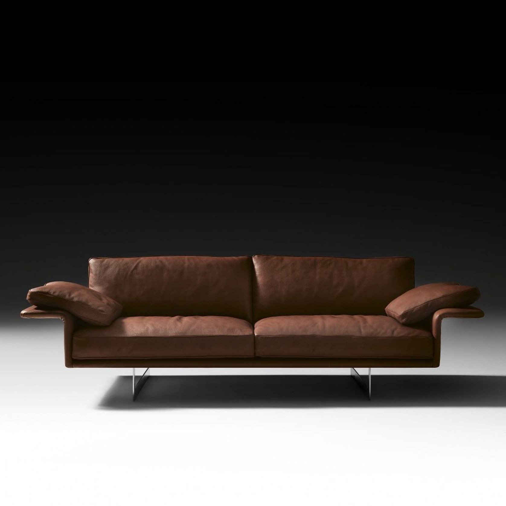 Alato Sofa gallery detail image