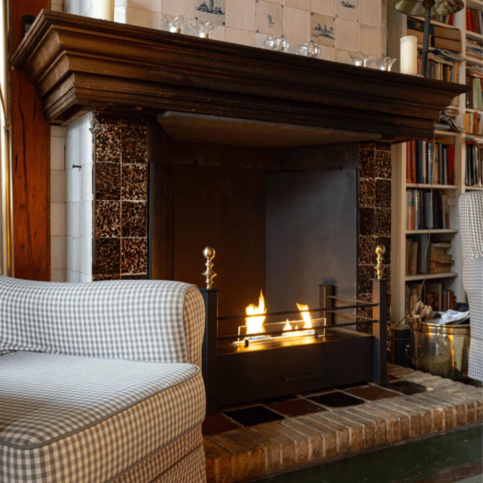 Decoflame Westminster Traditional Net Zero Fireplace gallery detail image