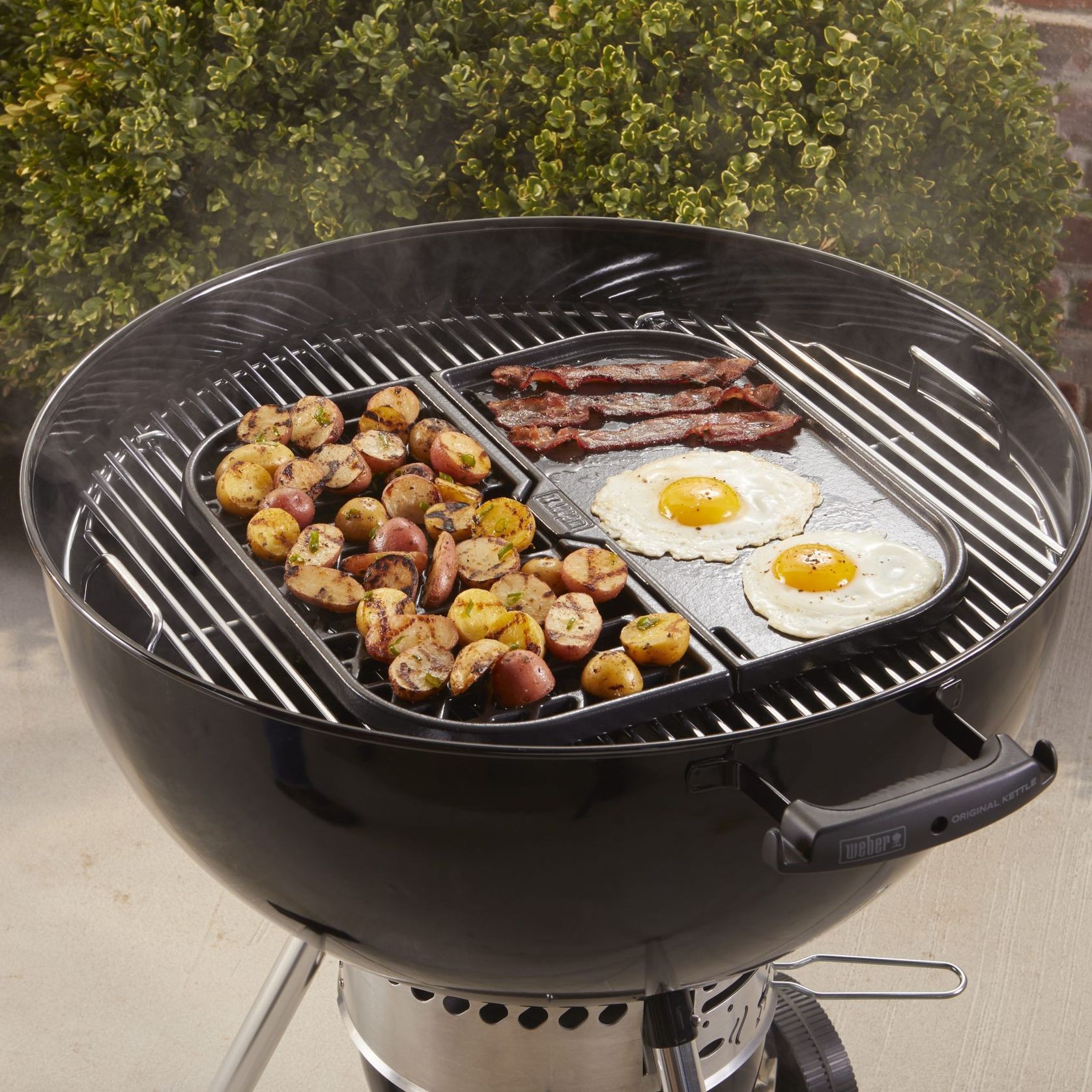 Weber GBS Grill & Griddle Station gallery detail image