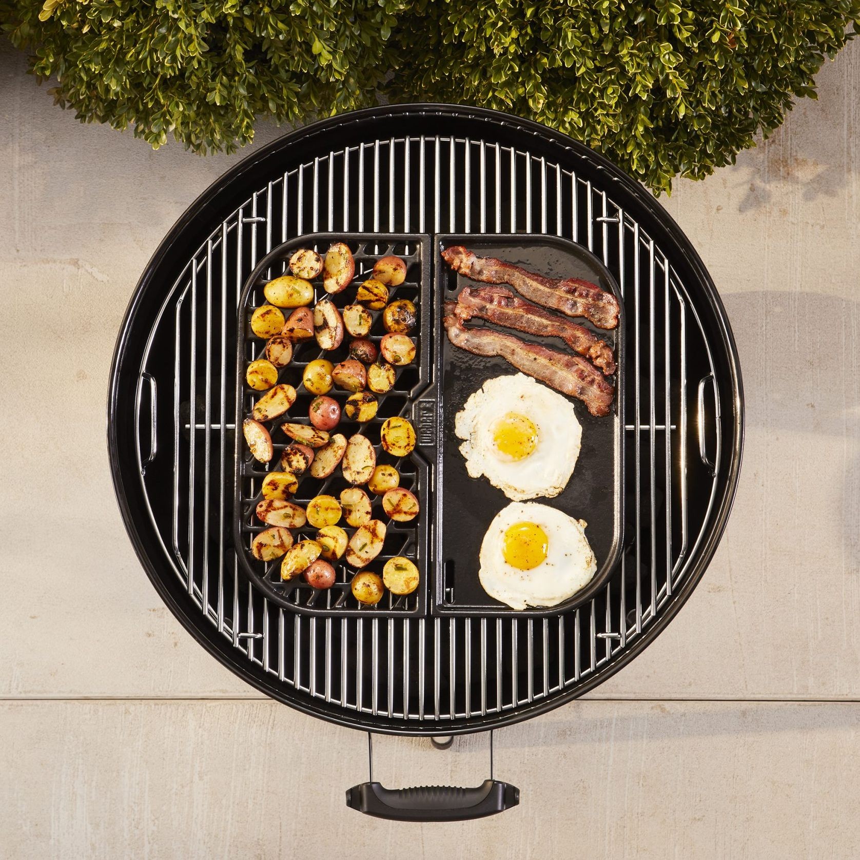 Weber GBS Grill & Griddle Station gallery detail image