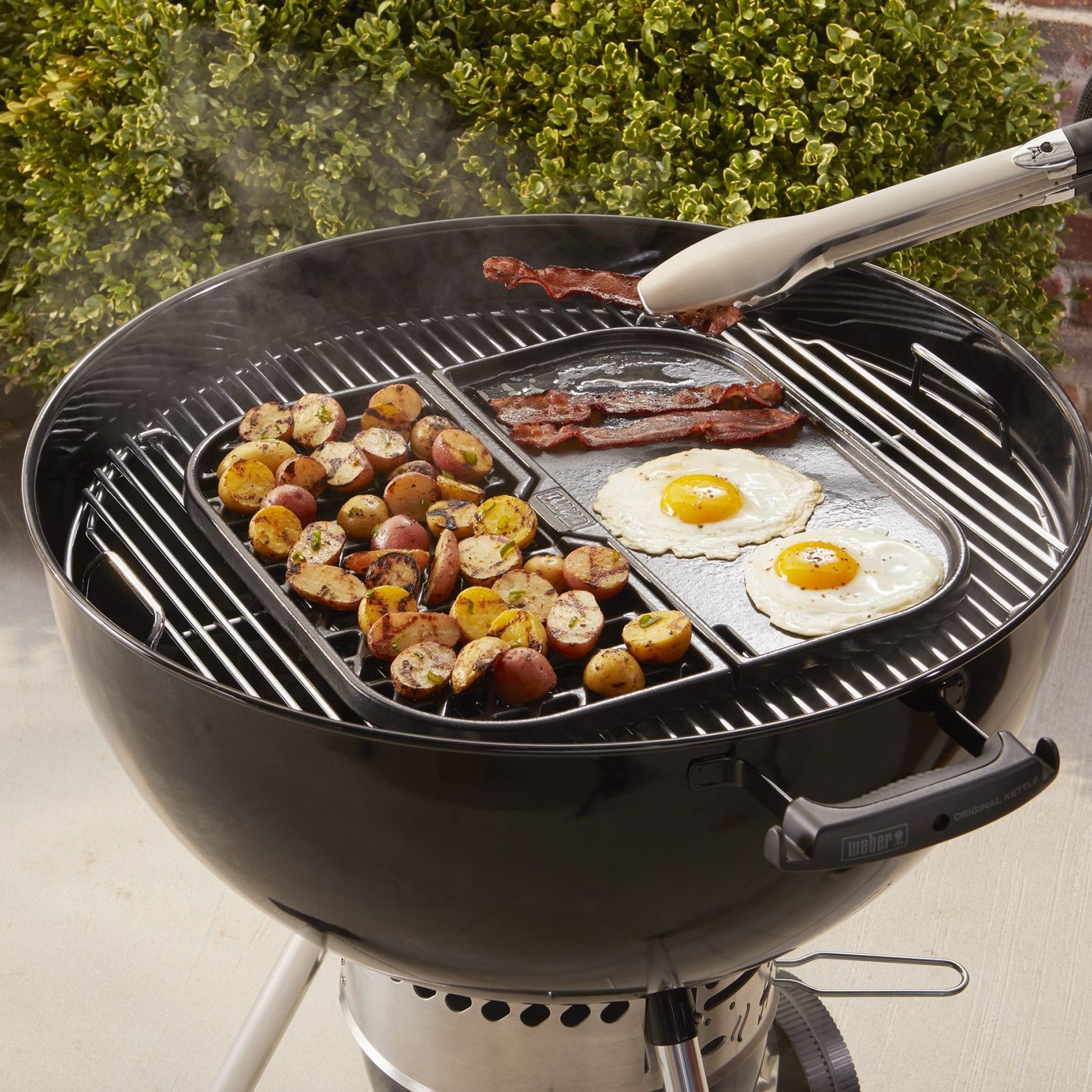 Weber GBS Grill & Griddle Station gallery detail image