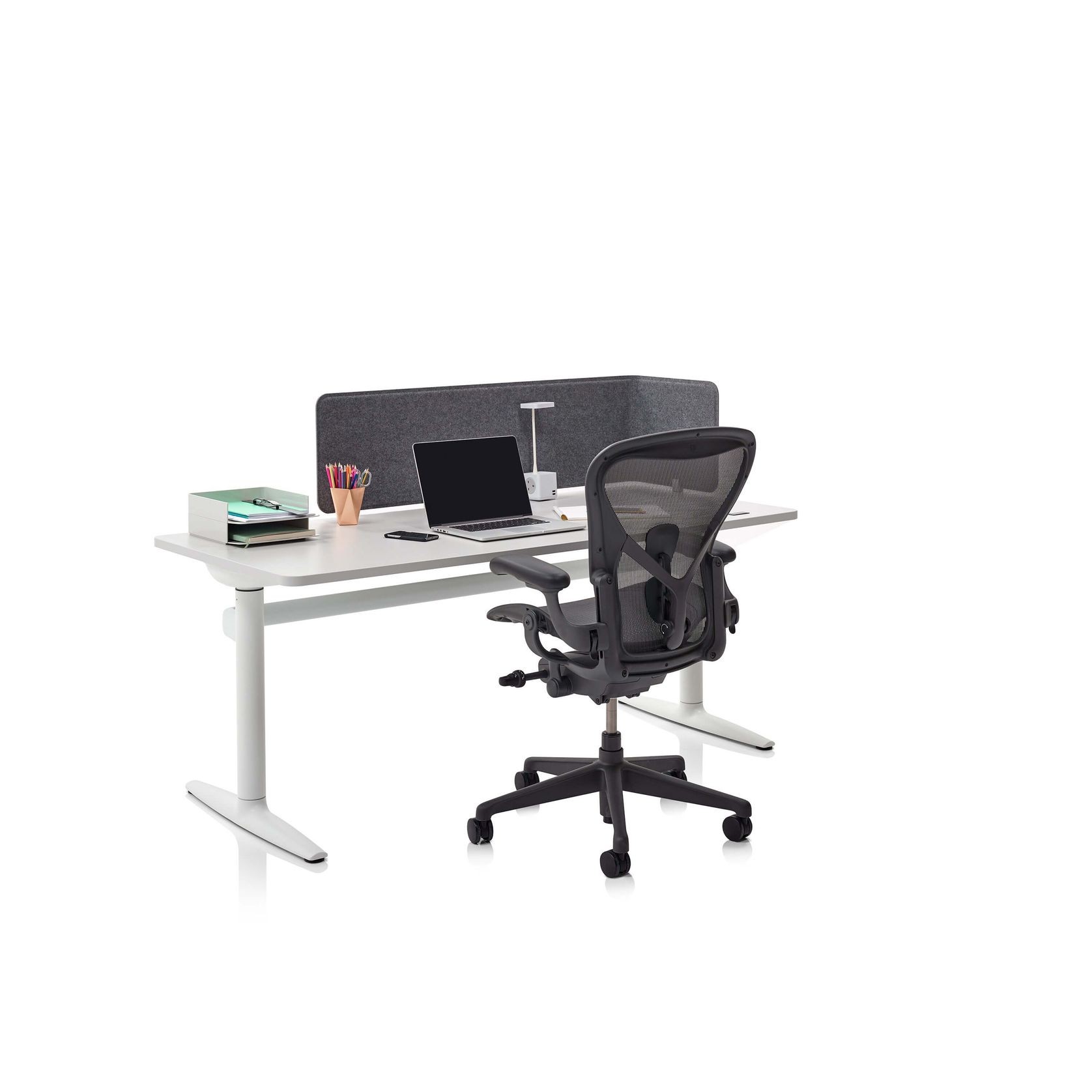 Aeron Remastered Size C gallery detail image