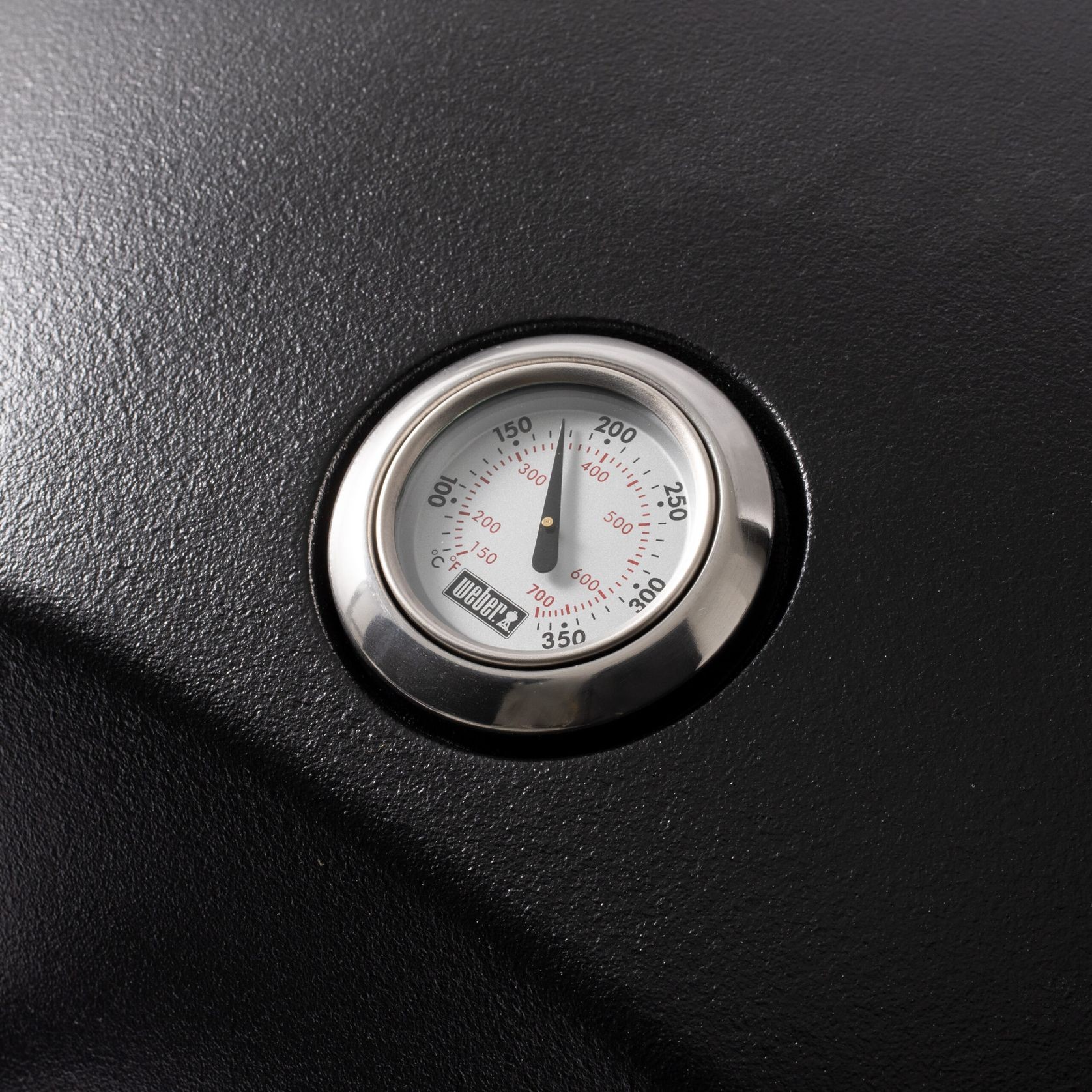 Weber Q2800N+ Midnight Black ULPG gallery detail image