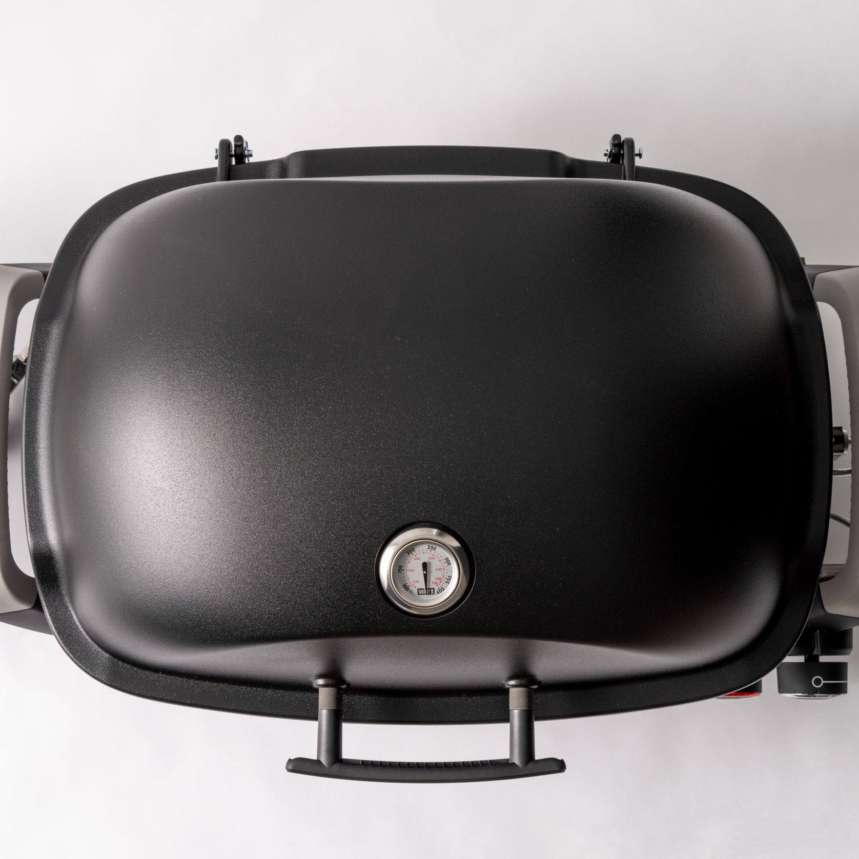 Weber Q2800N+ Midnight Black ULPG gallery detail image