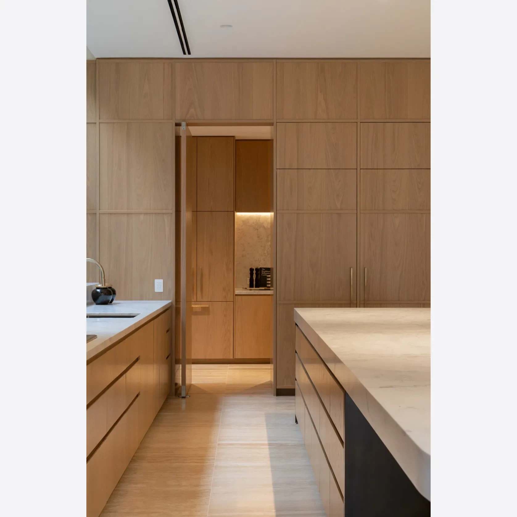 Calacatta Cremo Marble Benchtop gallery detail image