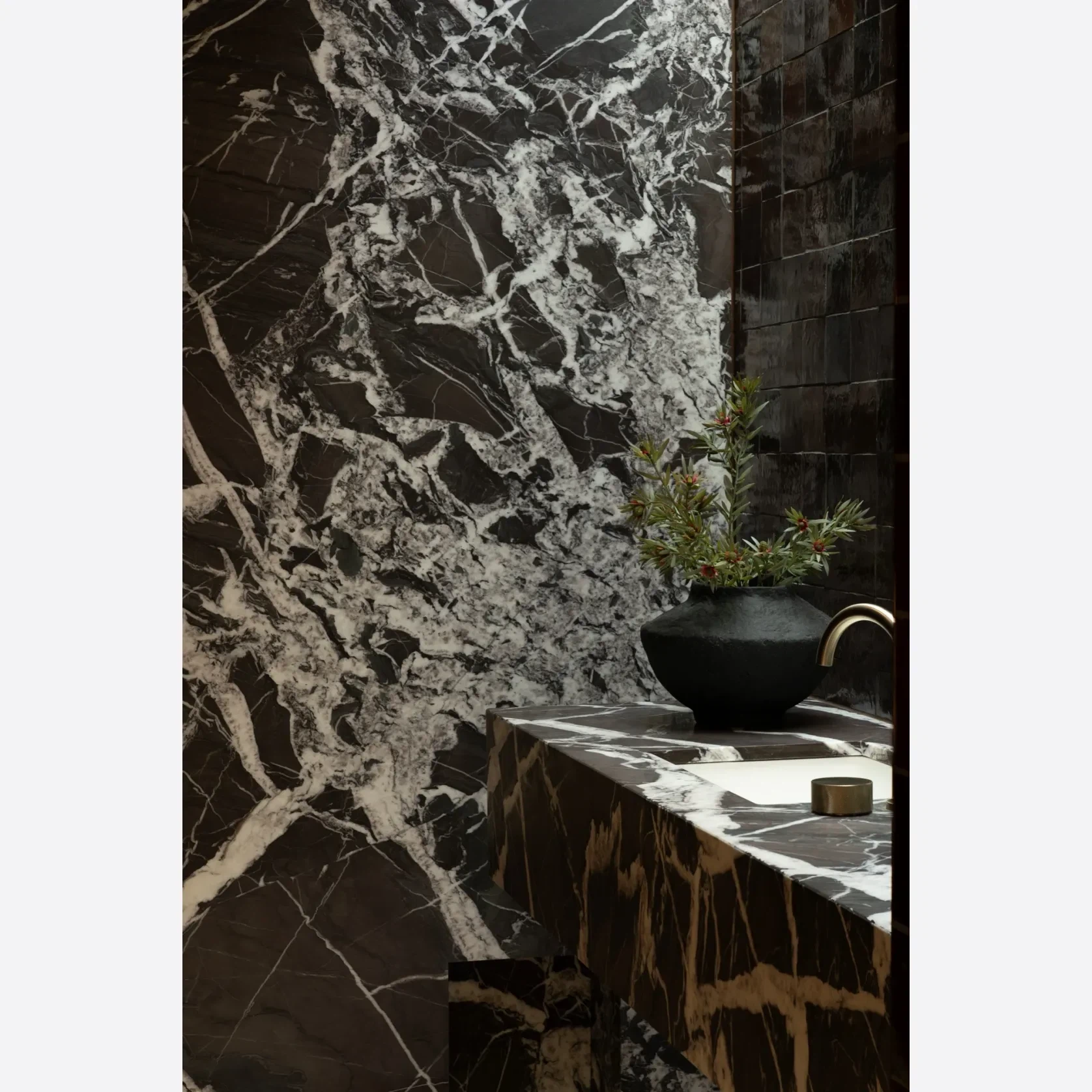 Francias Rosso Marble Benchtop gallery detail image