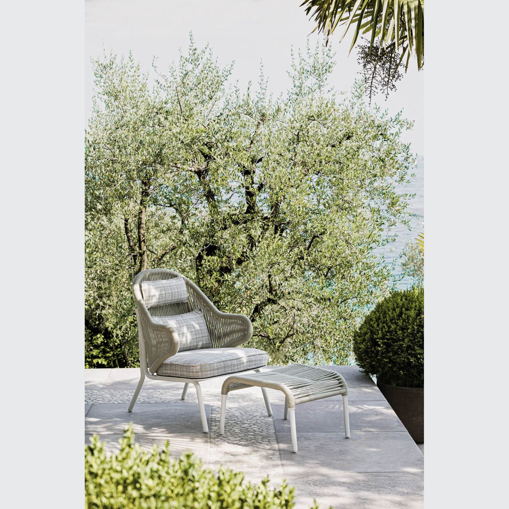 Pleasure 2.0 Outdoor Pouf by Atmosphera gallery detail image