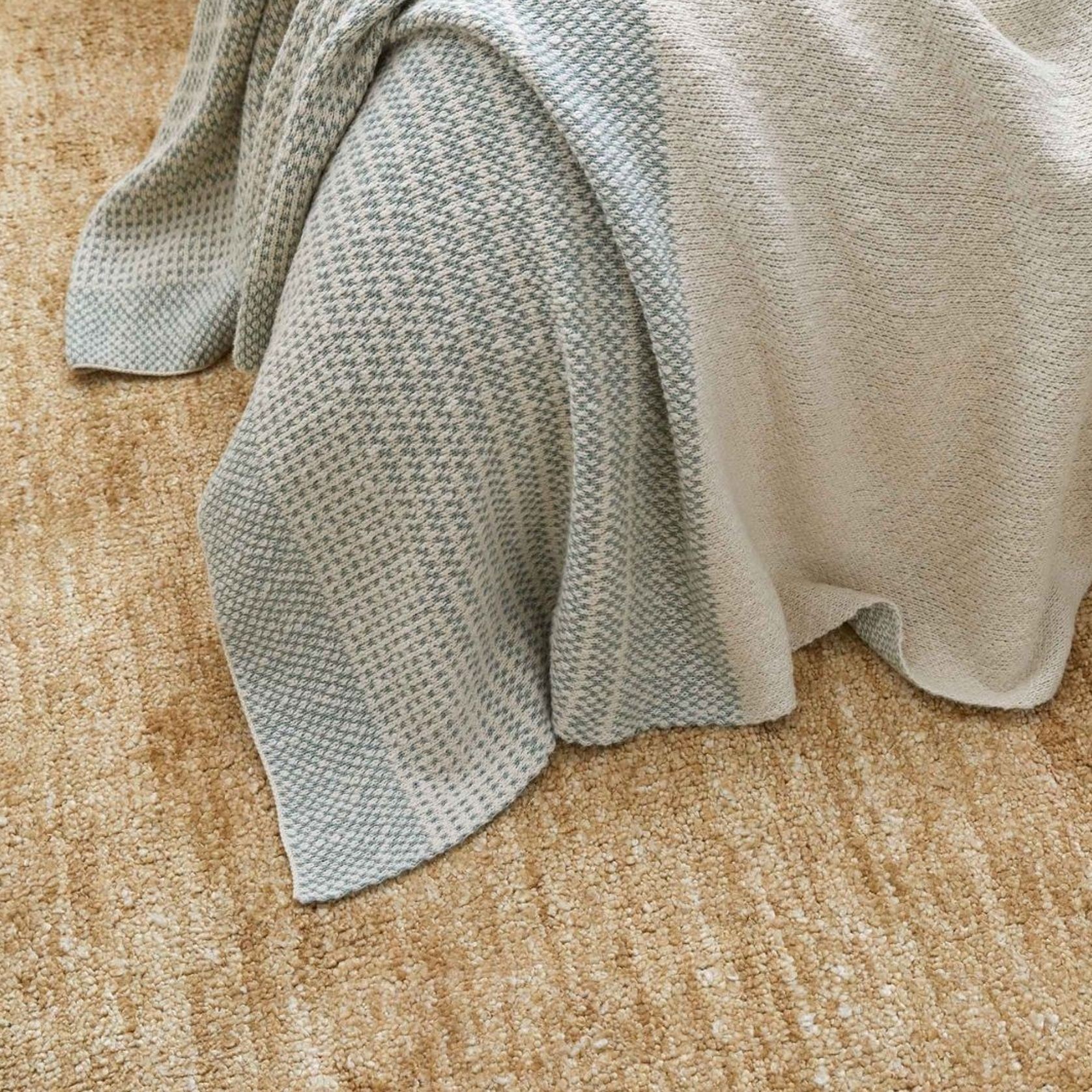 Weave Home Almonte Rug - Honeycomb | Bamboo Silk & Wool gallery detail image