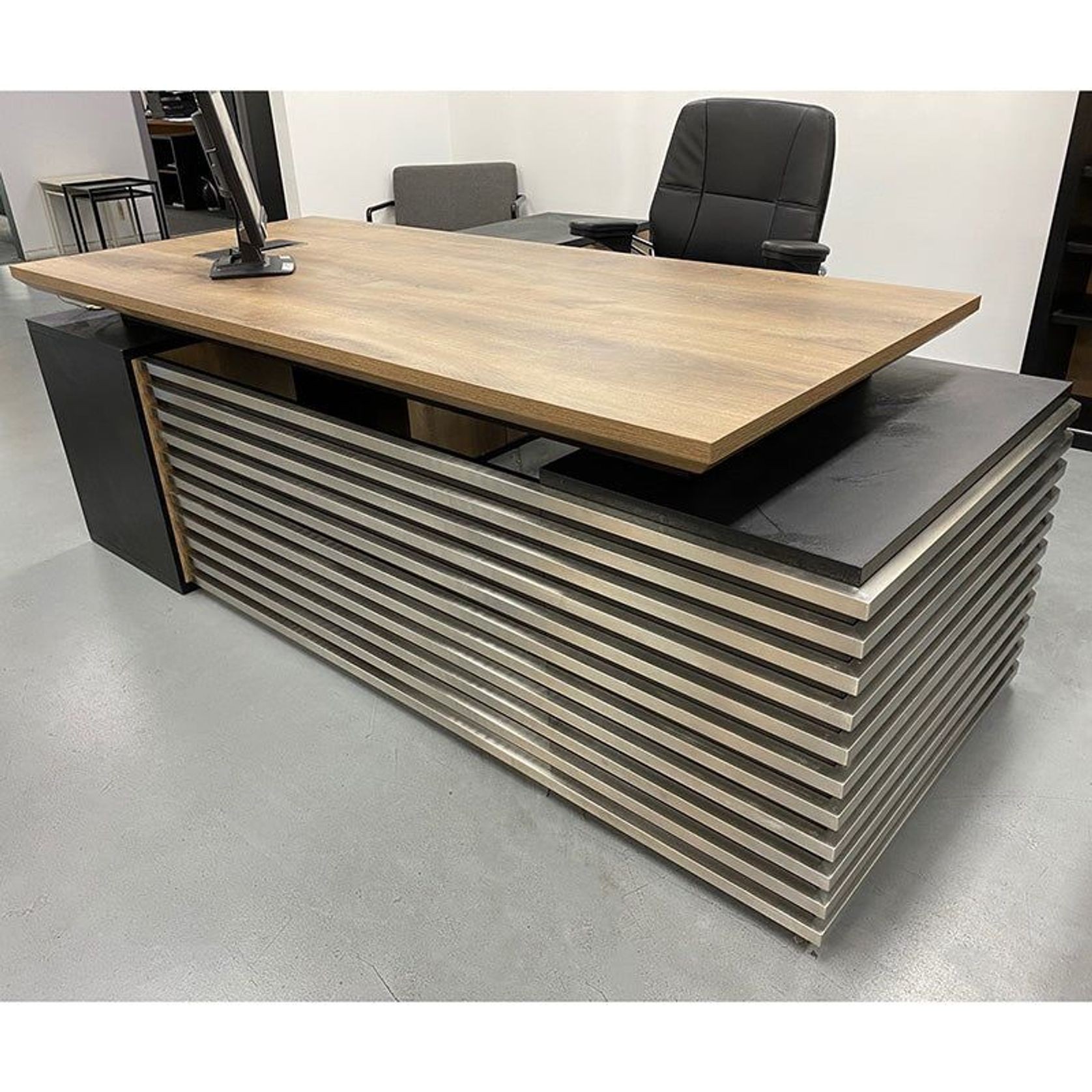 PHOENIX Executive Desk with Right Return 2.2M - Warm Oak & Black gallery detail image