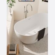 Endura Acrylic Arc 1650 Freestanding Bath gallery detail image