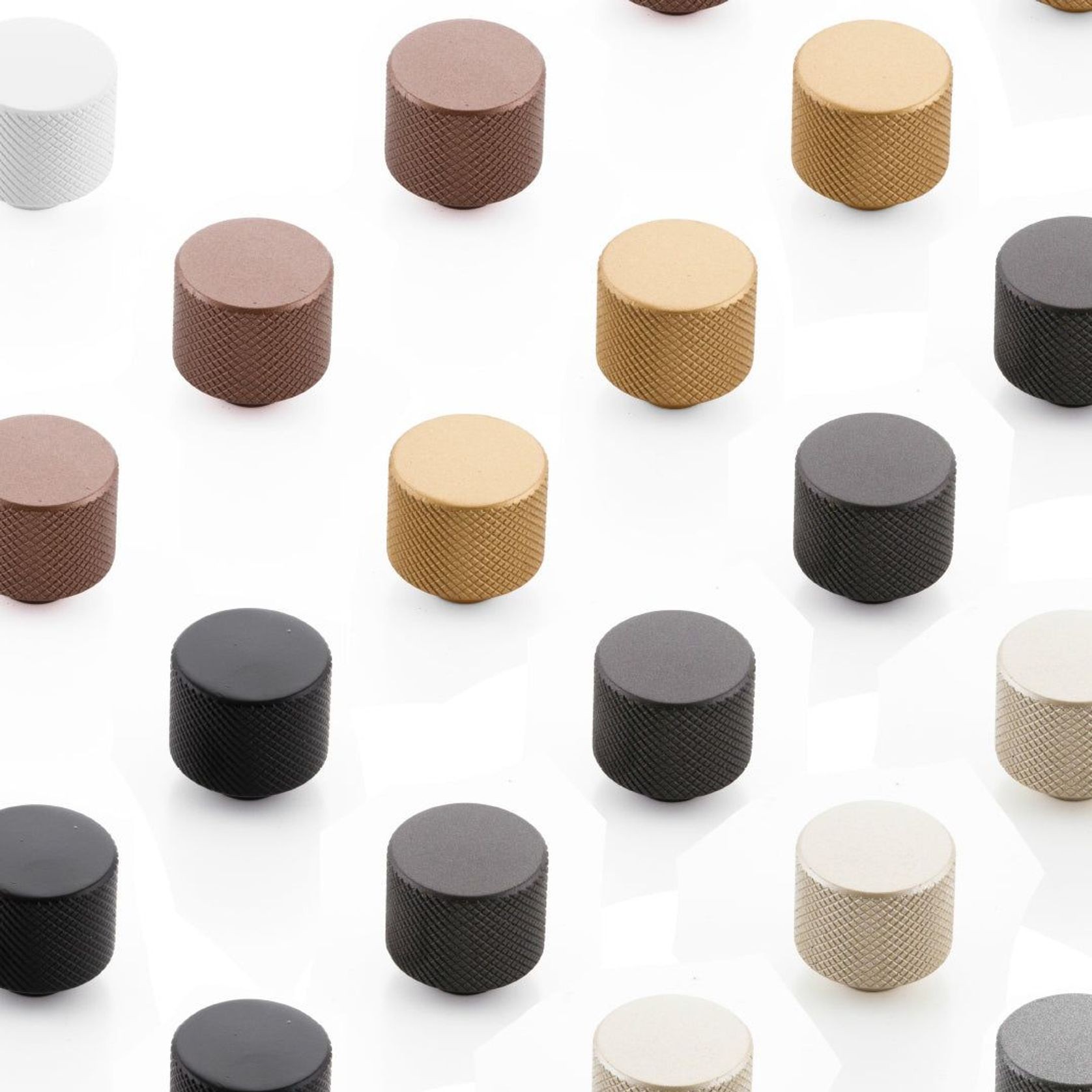 Arezzo Knurled Knob gallery detail image