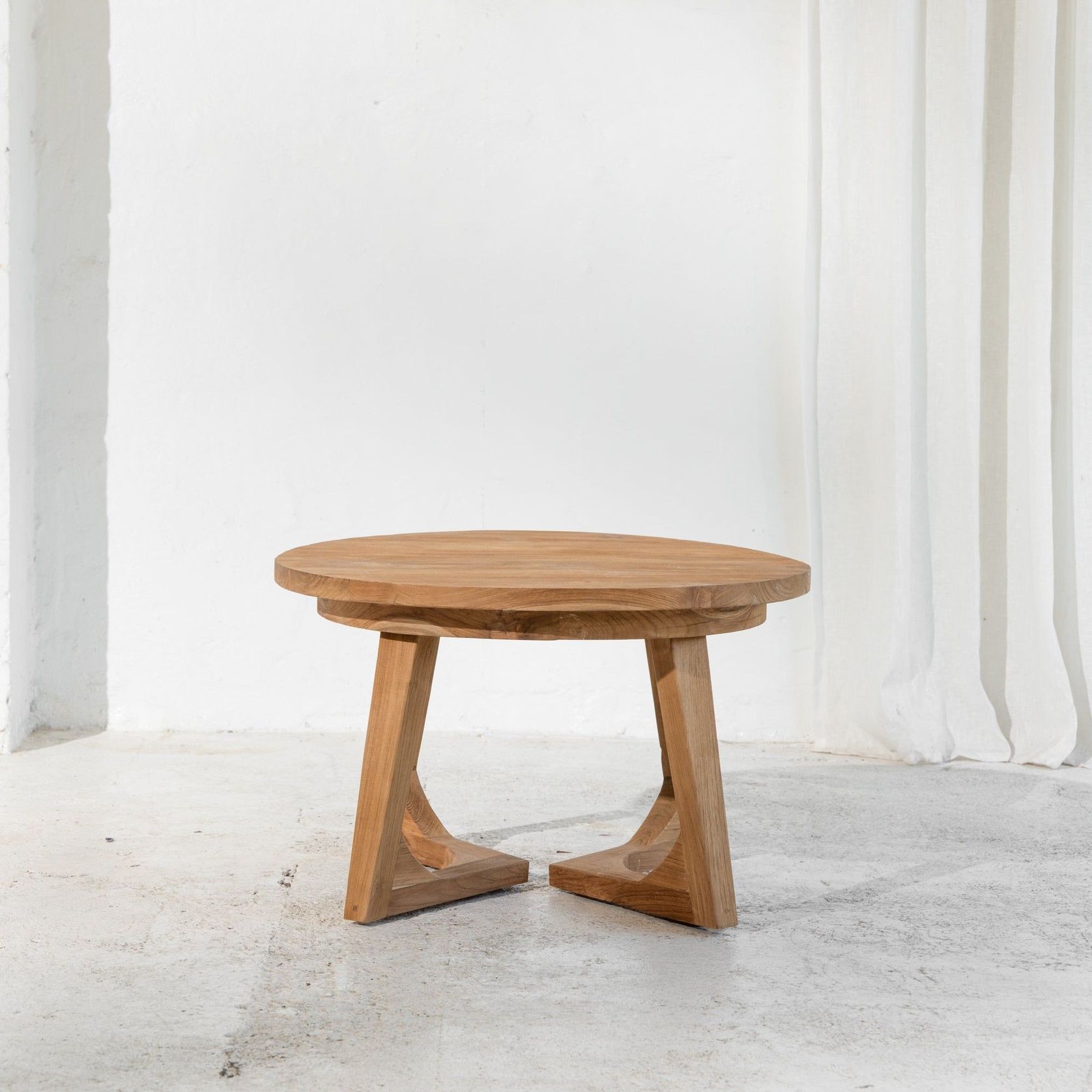 Arlin Round Coffee Table gallery detail image