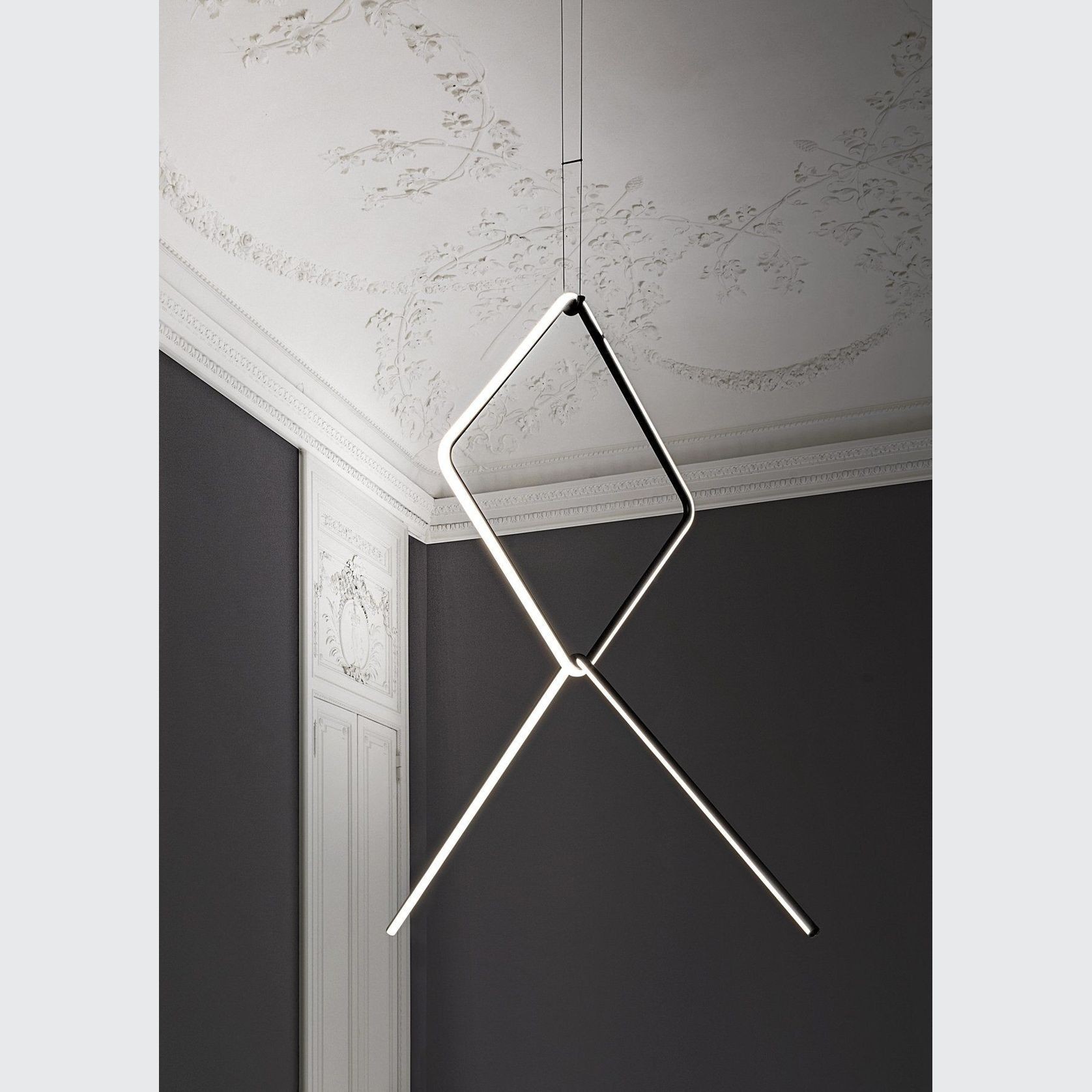 Arrangements Broken Line gallery detail image