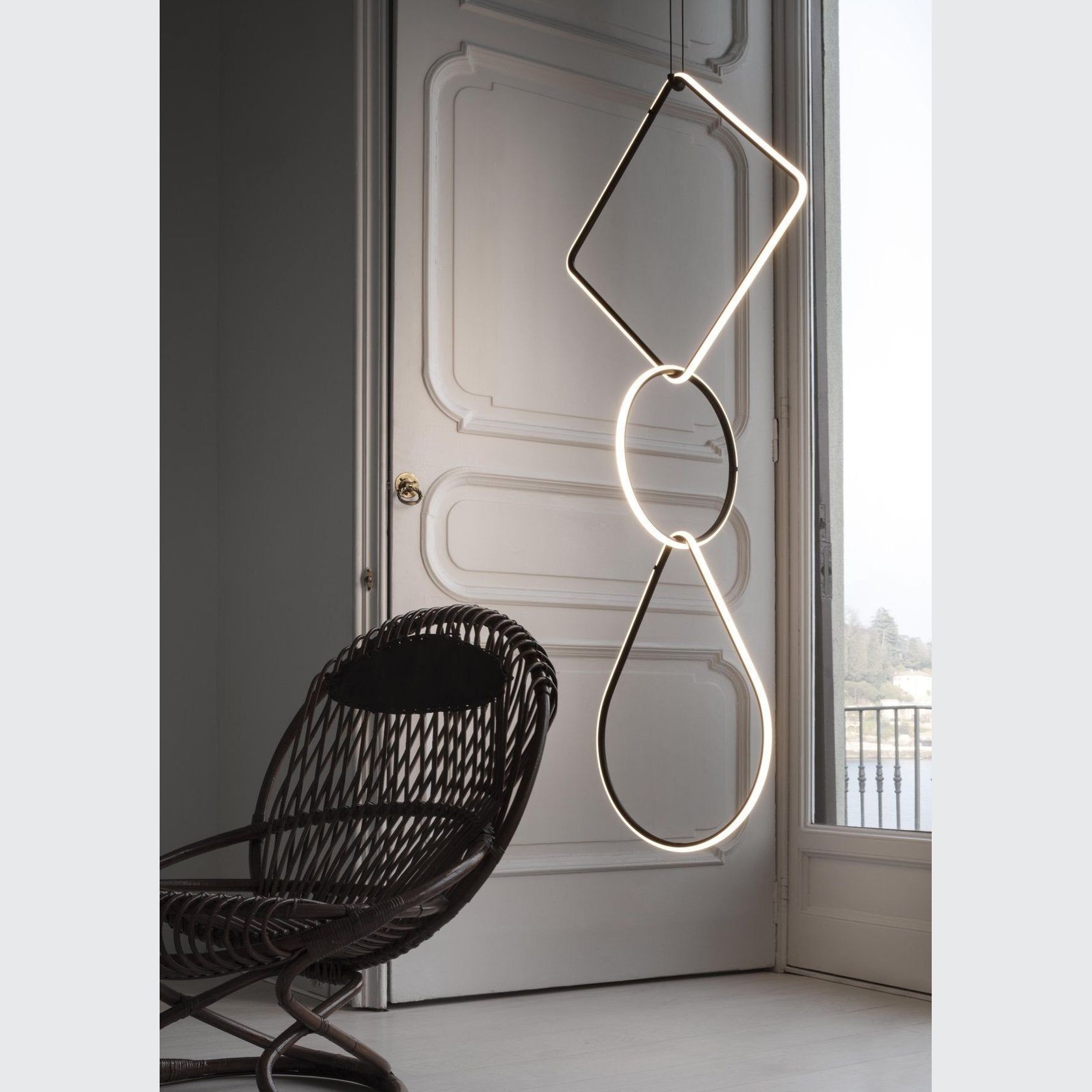 Arrangements Drop Up gallery detail image