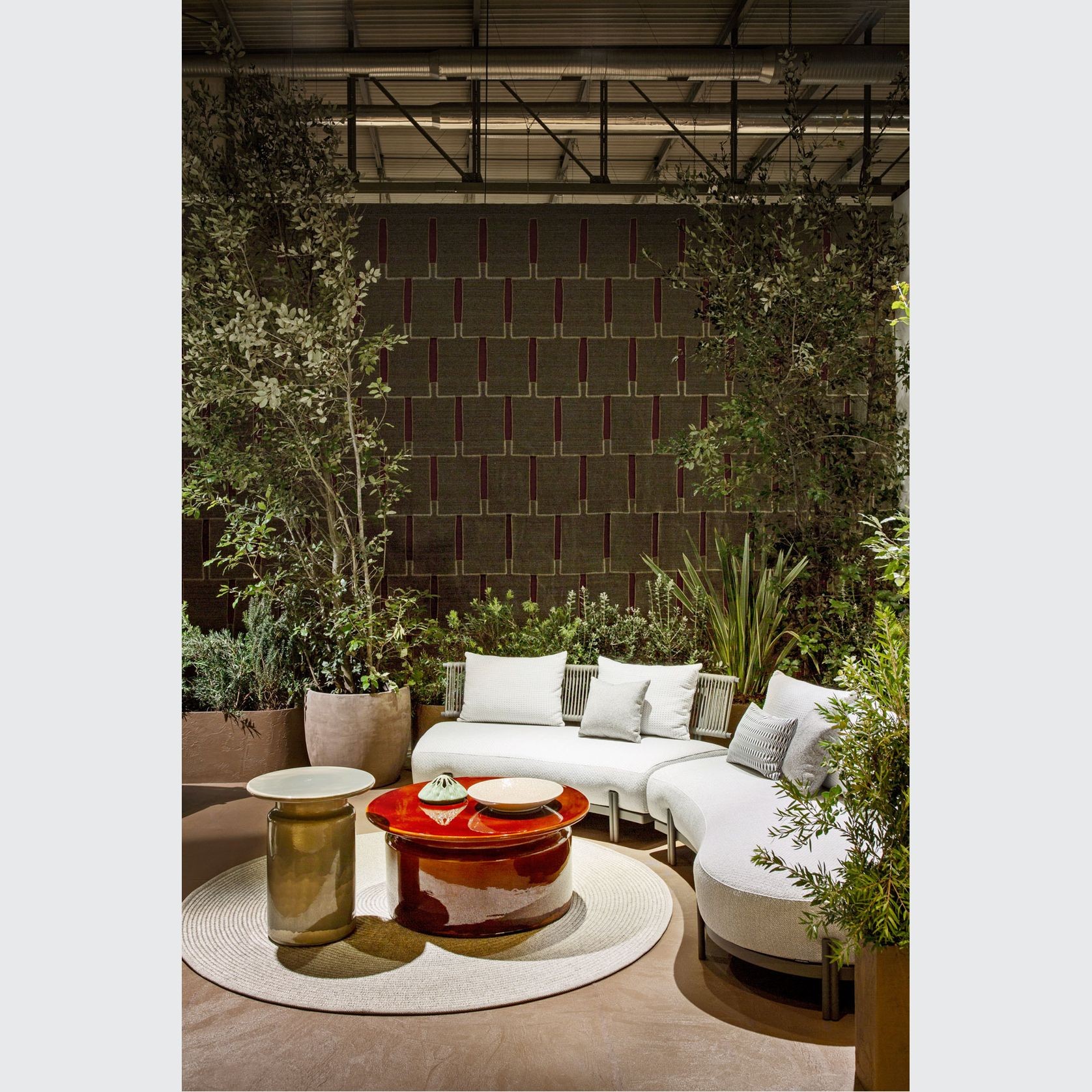 Loto Curved Modular Outdoor Sofa by Atmosphera gallery detail image