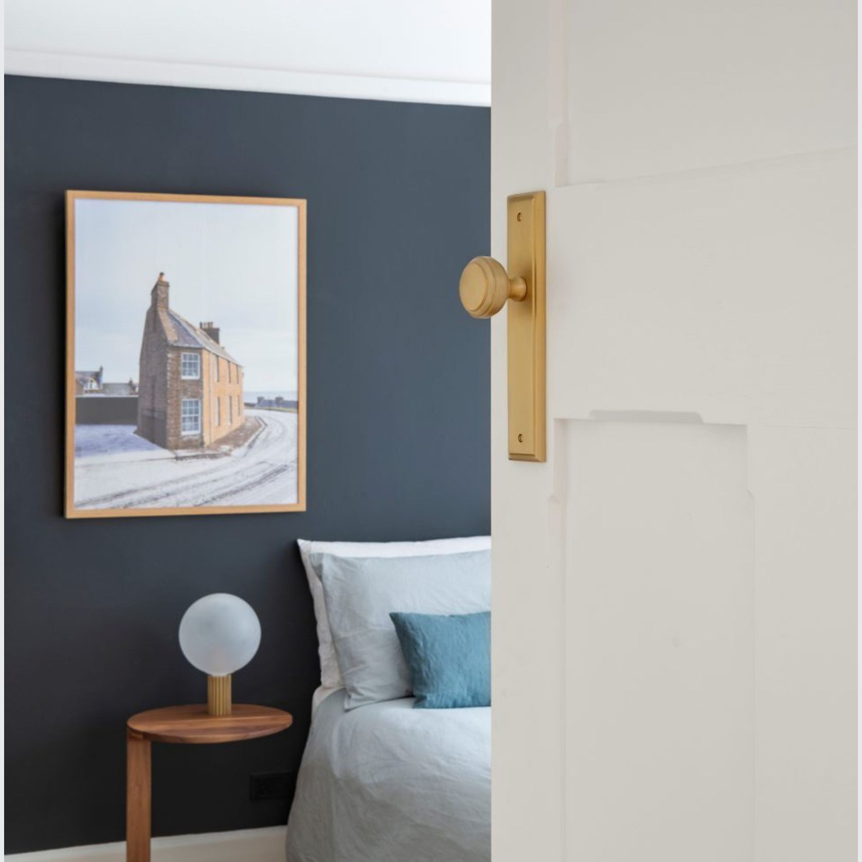 Iver Paddington Door Knob Stepped Backplate Privacy Chrome Plated 11838P85 - Customise to your needs gallery detail image