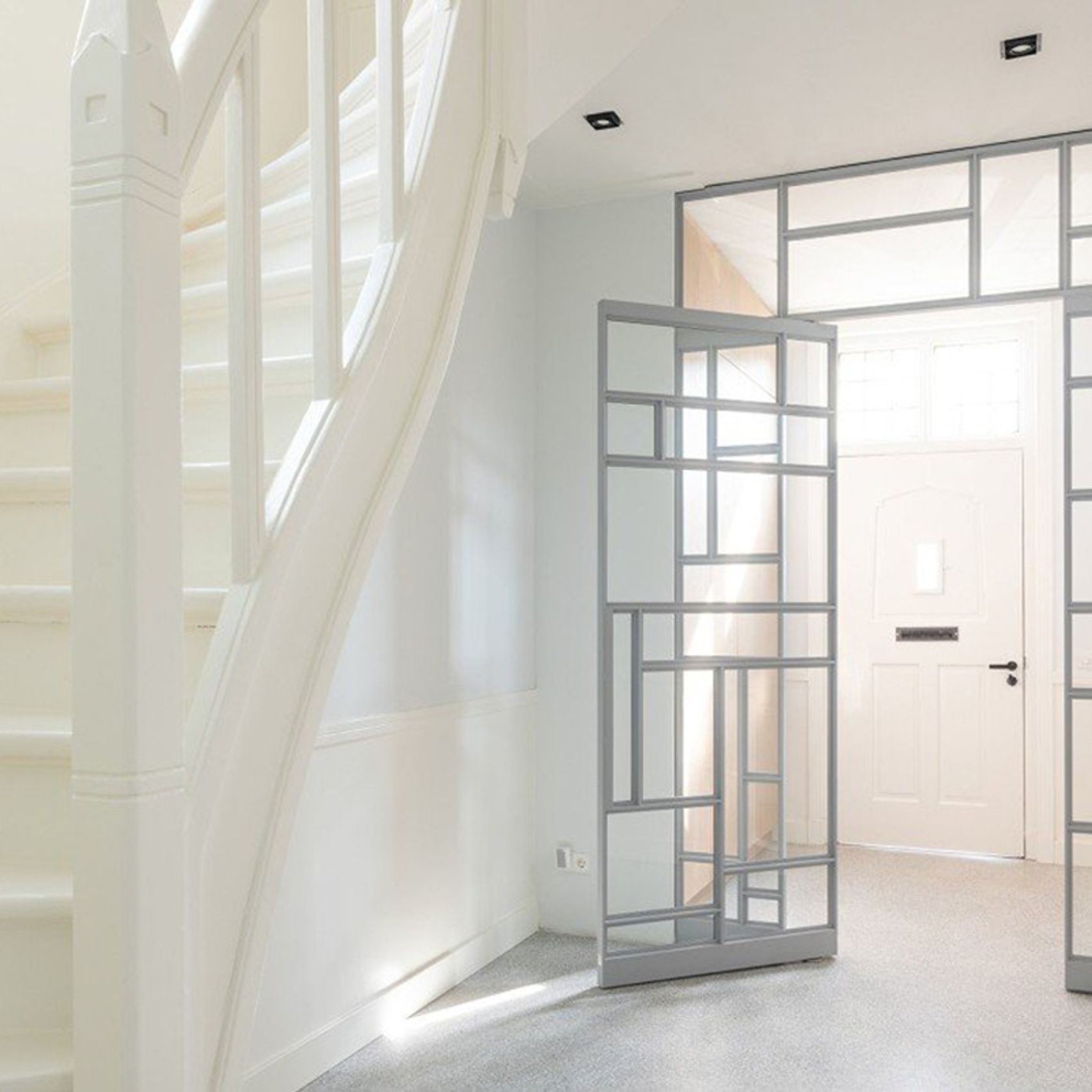 FritsJurgens System M+ Concealed Top Pivot gallery detail image