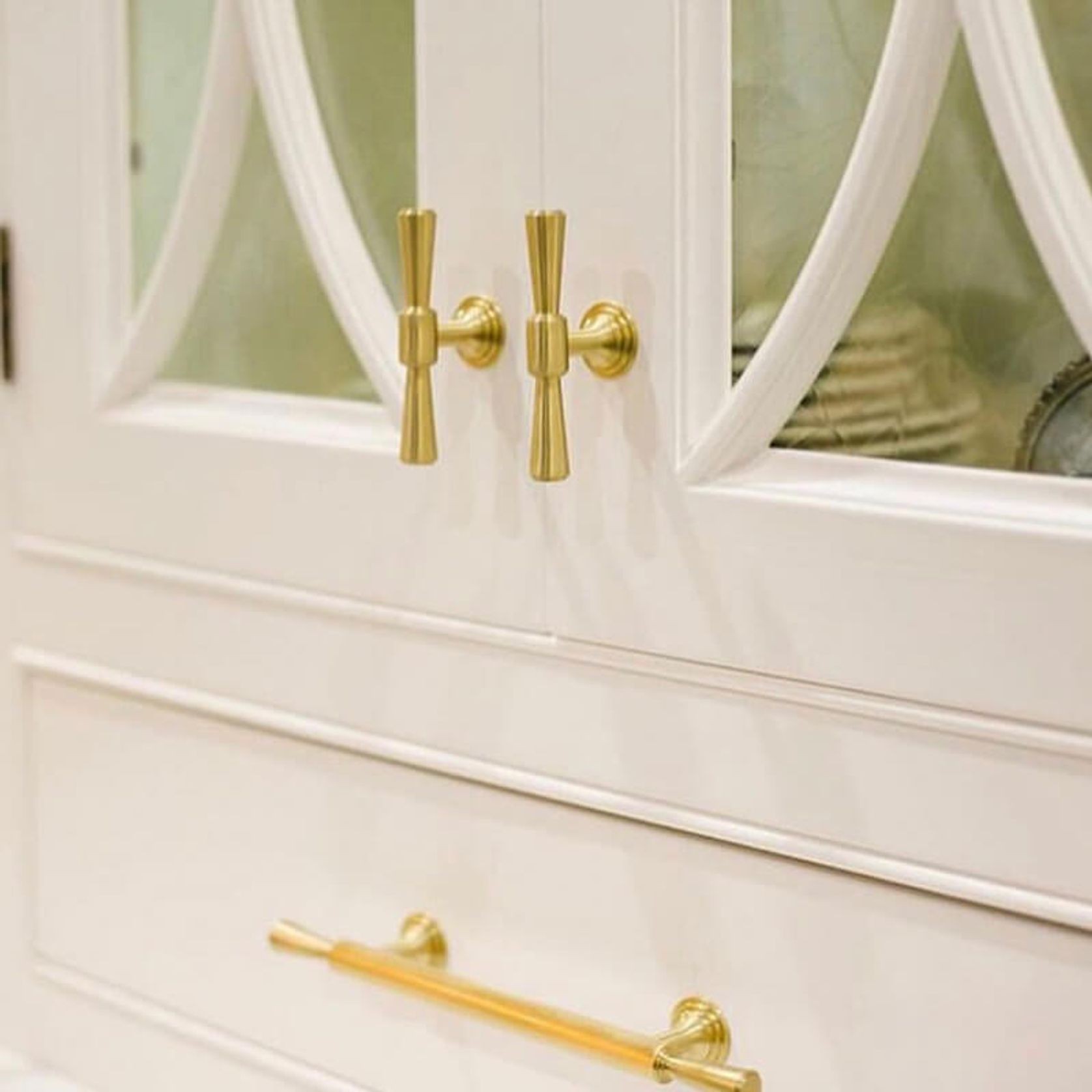 kitchen drawer handles Cronulla solid brass gallery detail image