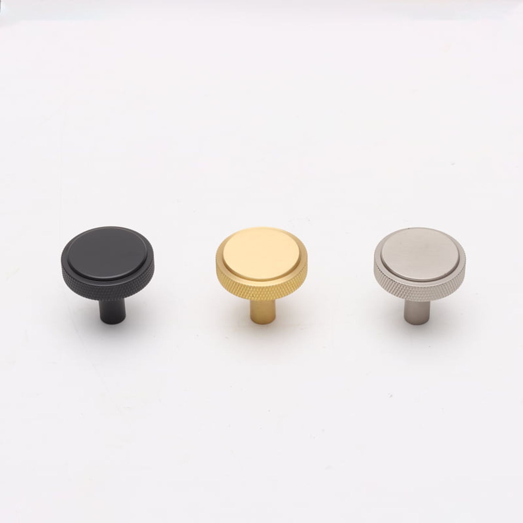 Kitchen drawer Knurled knobs round brass / nickel / black / antique Brass gallery detail image
