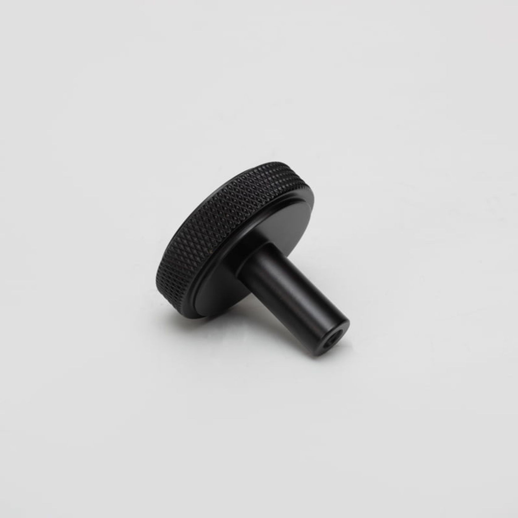Kitchen drawer Knurled knobs round brass / nickel / black / antique Brass gallery detail image