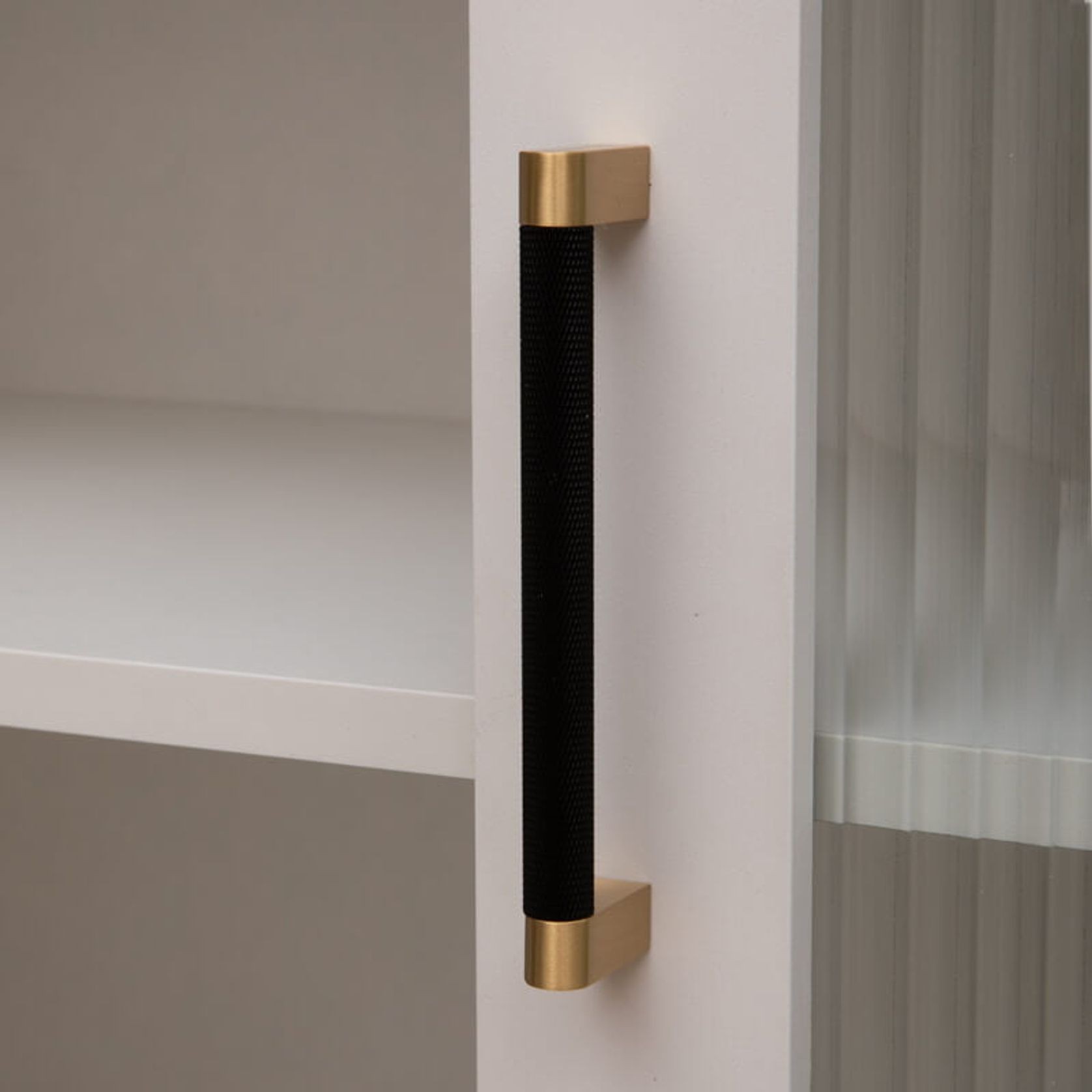 KT&CO Kitchen Drawer Handles Matte Black Brass Vauc gallery detail image