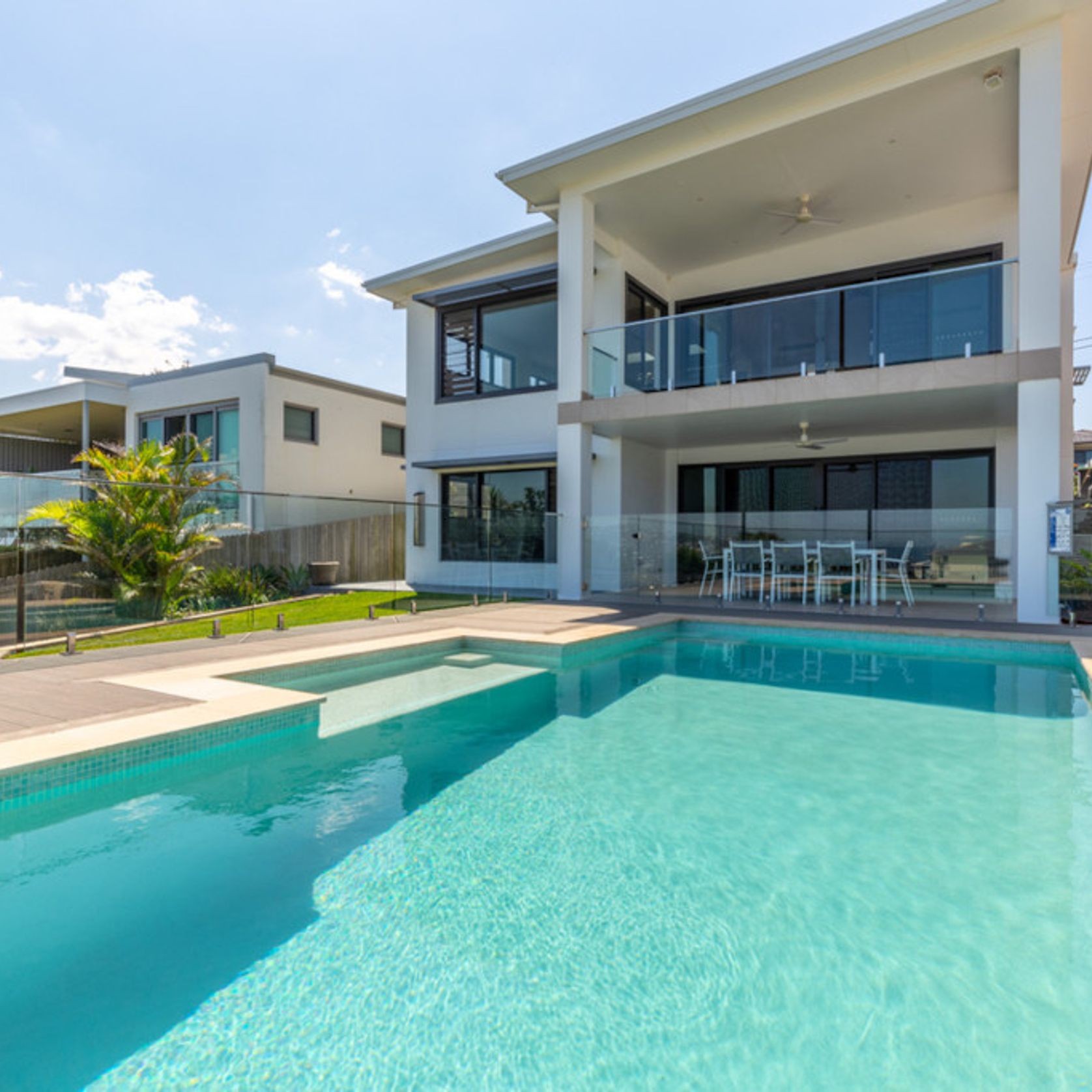 JEWELS 4 POOLS Original | Pearl gallery detail image