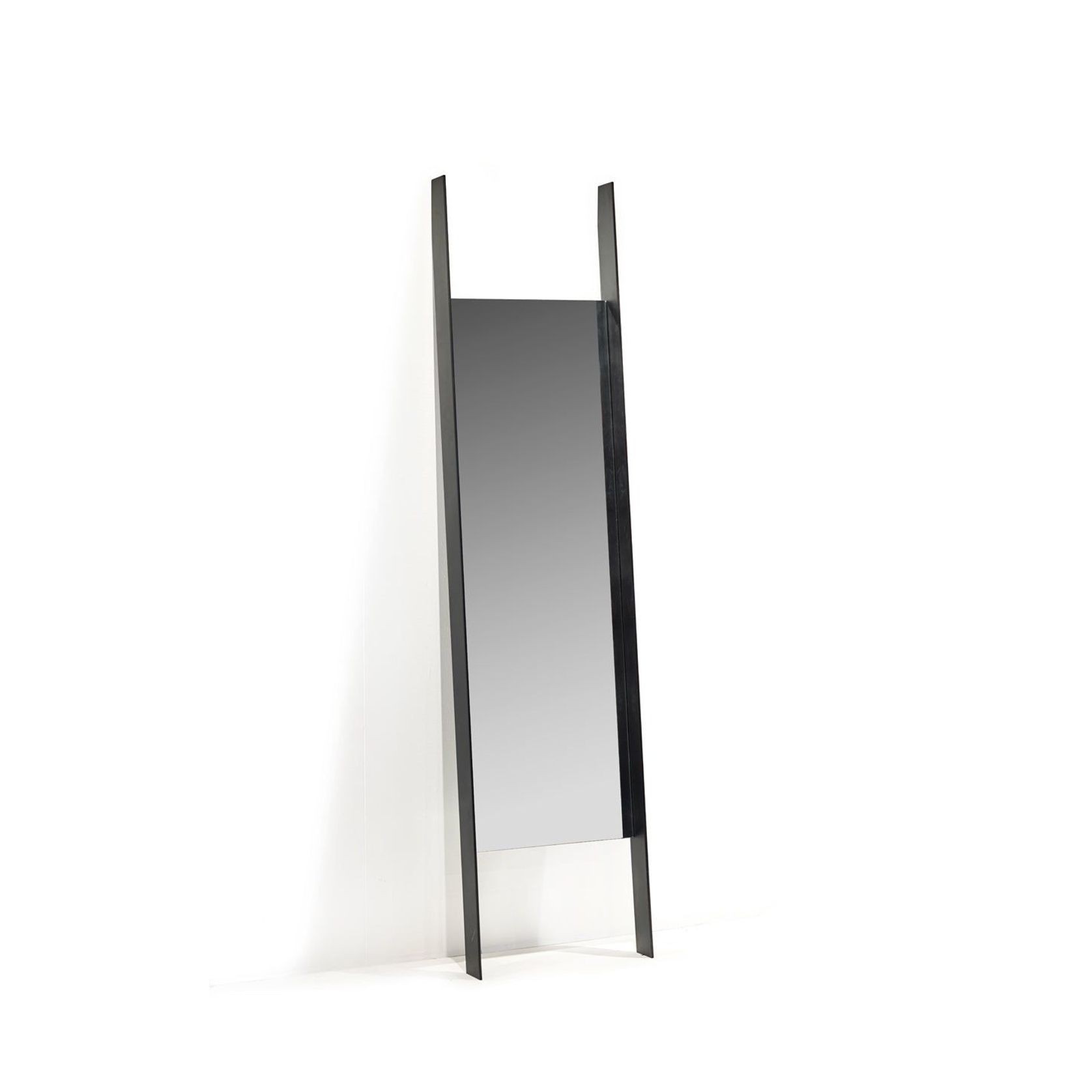Mirror 01 gallery detail image