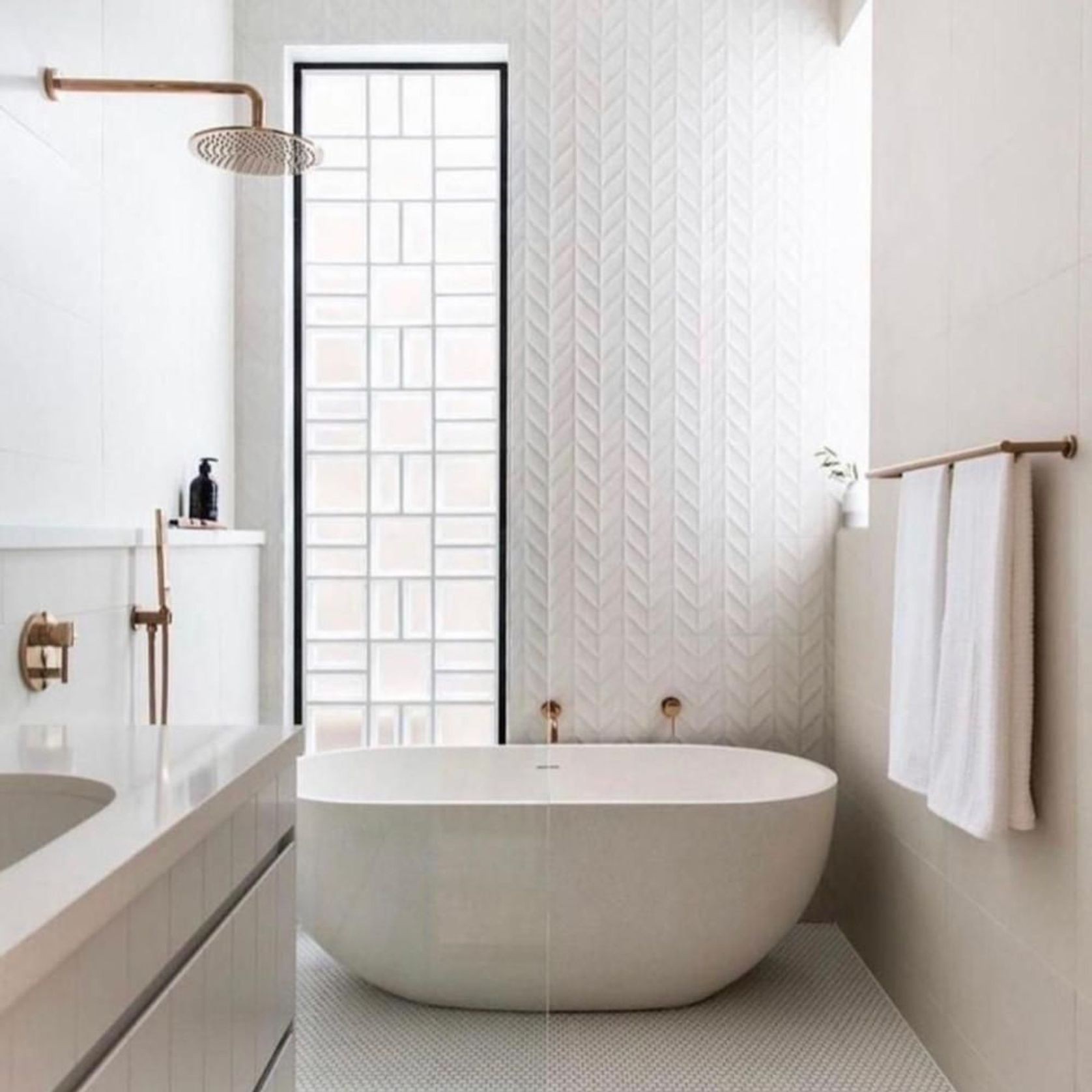 Pietra Bianca Bella Freestanding Stone Bath gallery detail image