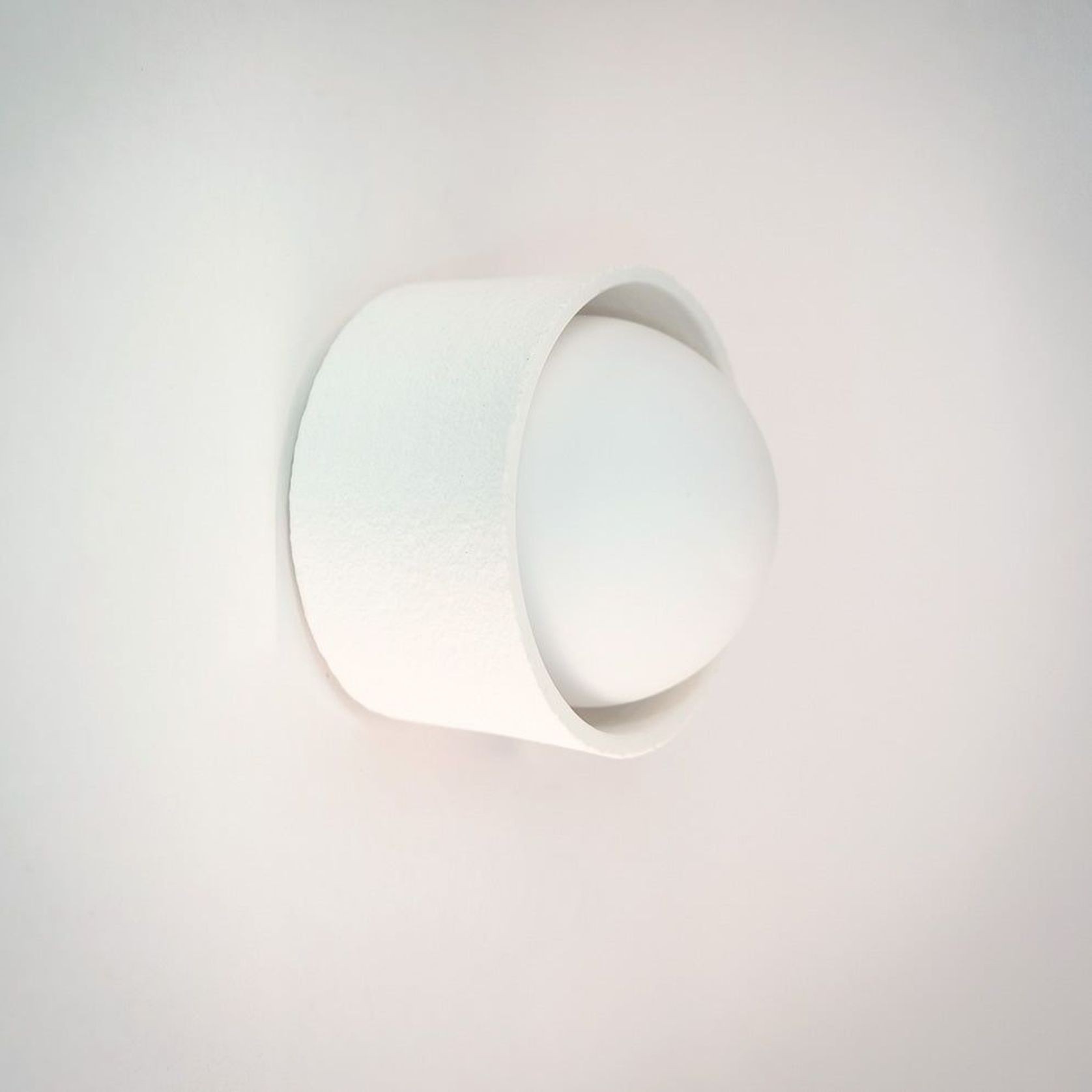 Bianca Porcelain Wall Light gallery detail image