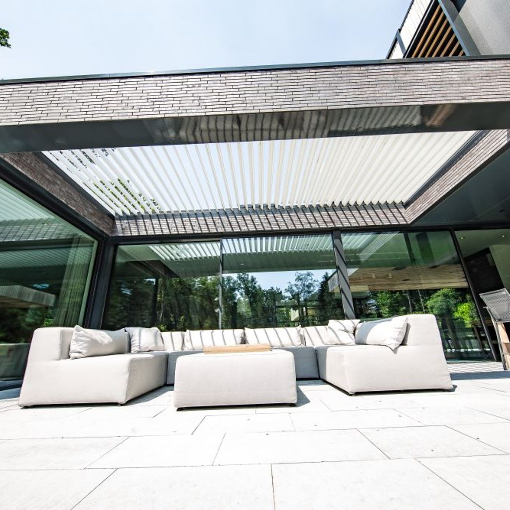 220/45 Alpine Roof (Retract Roof compatible) gallery detail image