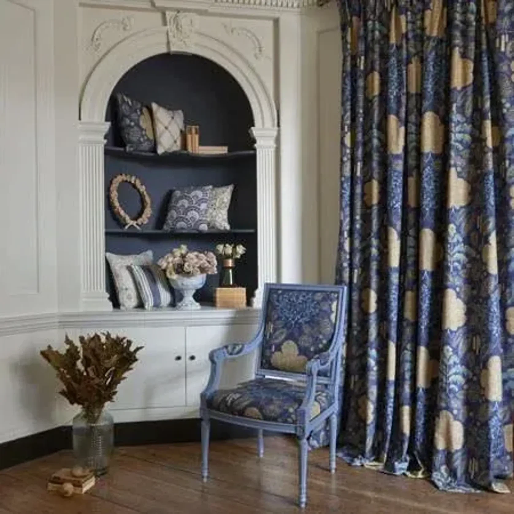 Clarke & Clarke Fabrics | Bloomsbury gallery detail image