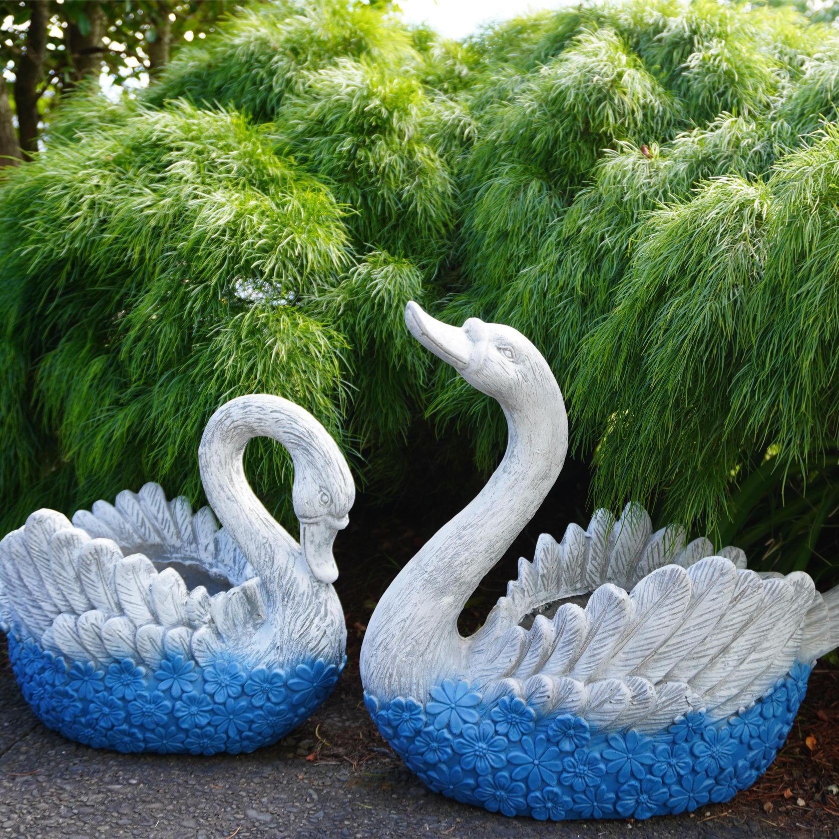 Feathered Beauty Planter gallery detail image