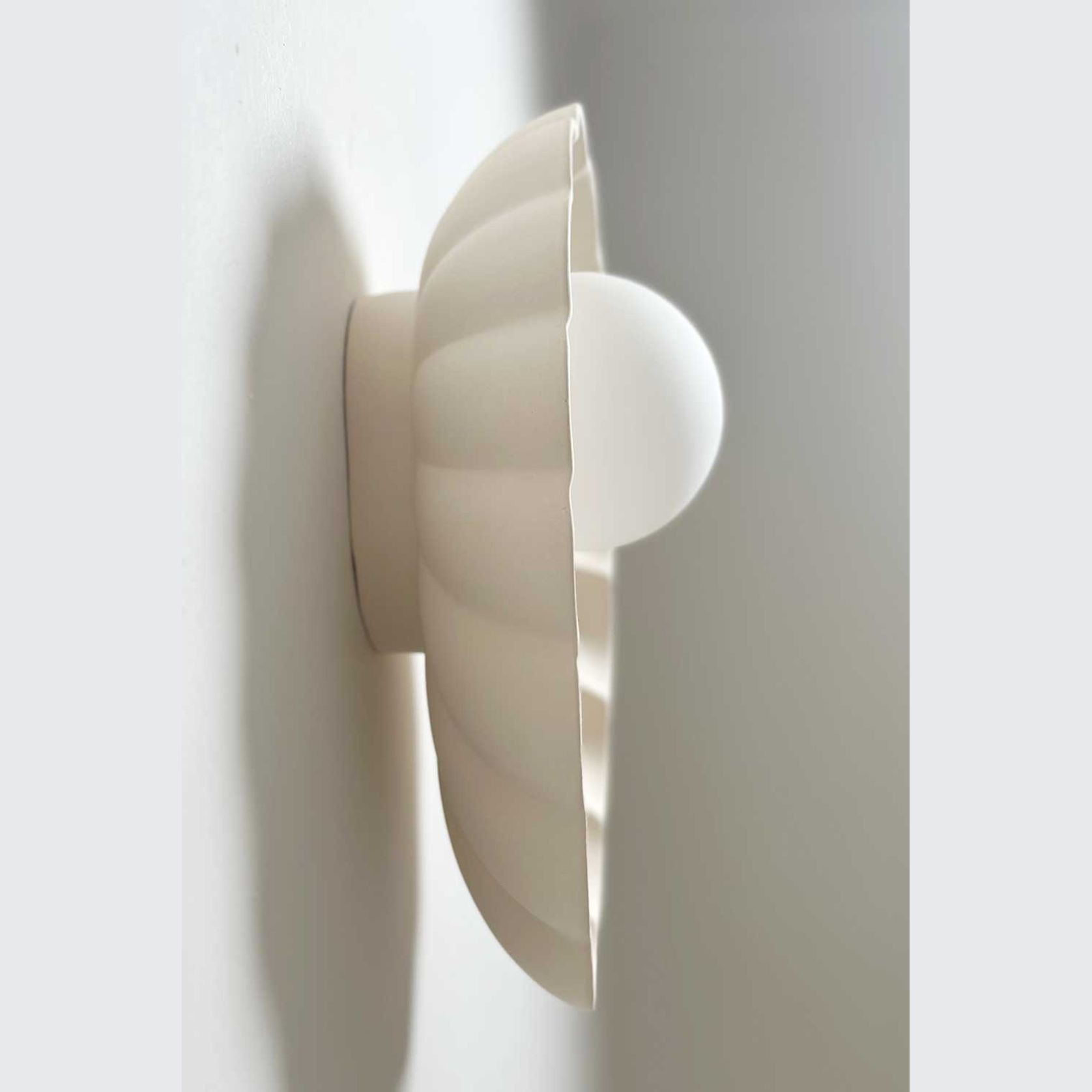 Ceramic Wall Oyster Sconce Light gallery detail image