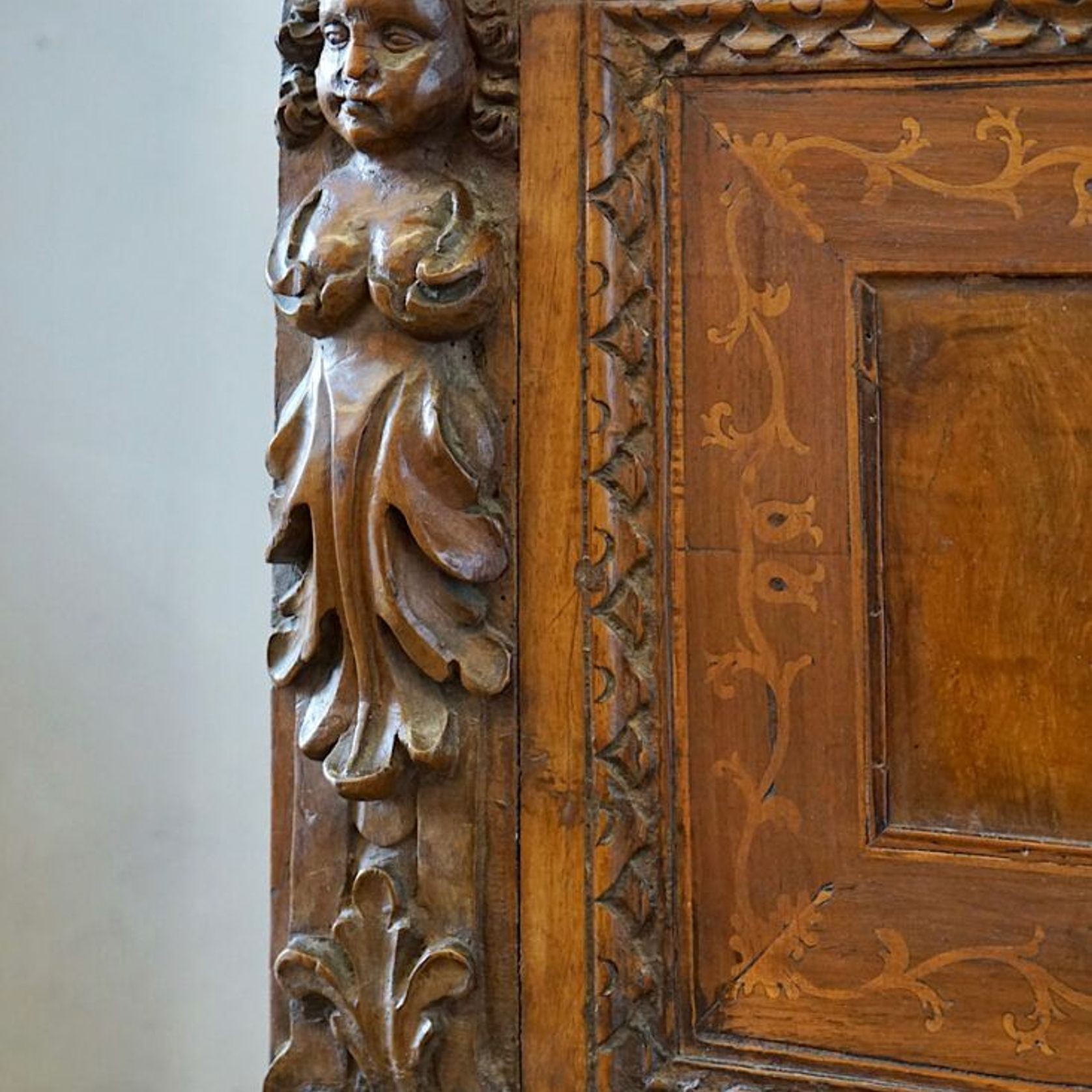 Italian 17th Century Blond Walnut Cassone Chest gallery detail image