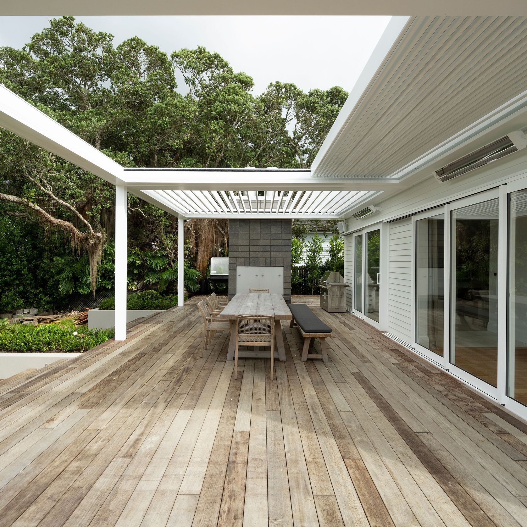 Louvretec Retractable Opening Roof gallery detail image