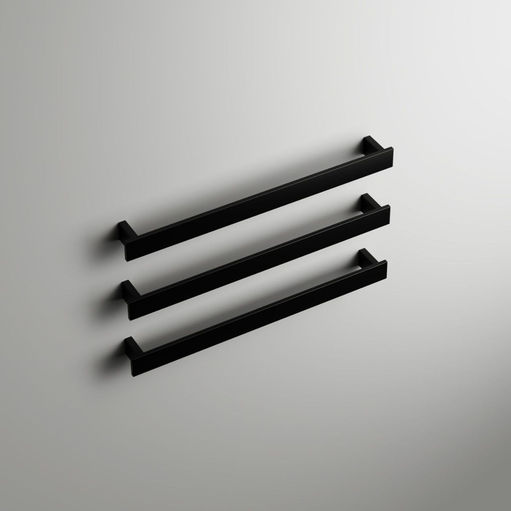 Como 650 Heated Towel Rail gallery detail image
