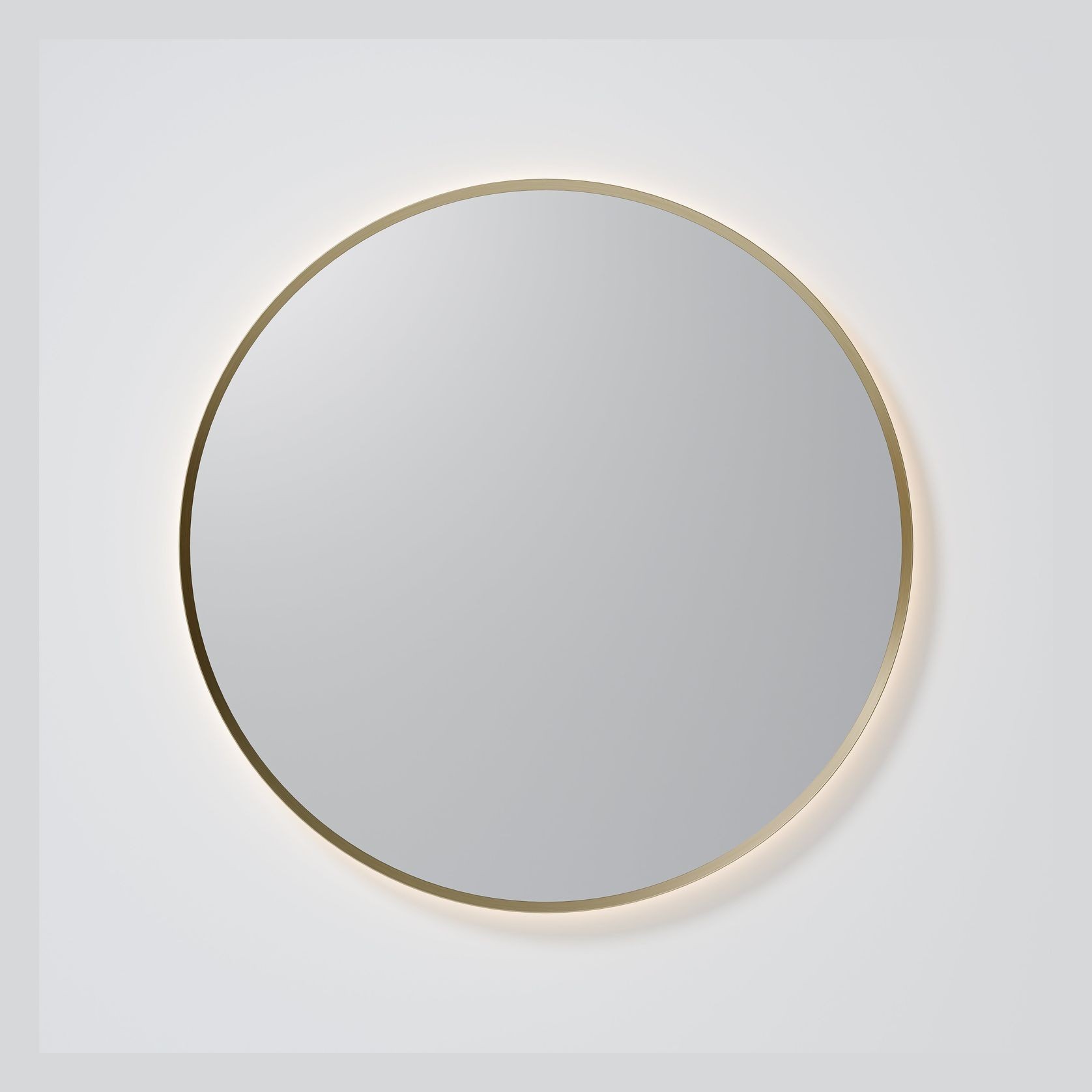 Aura 850 Round LED Mirror gallery detail image