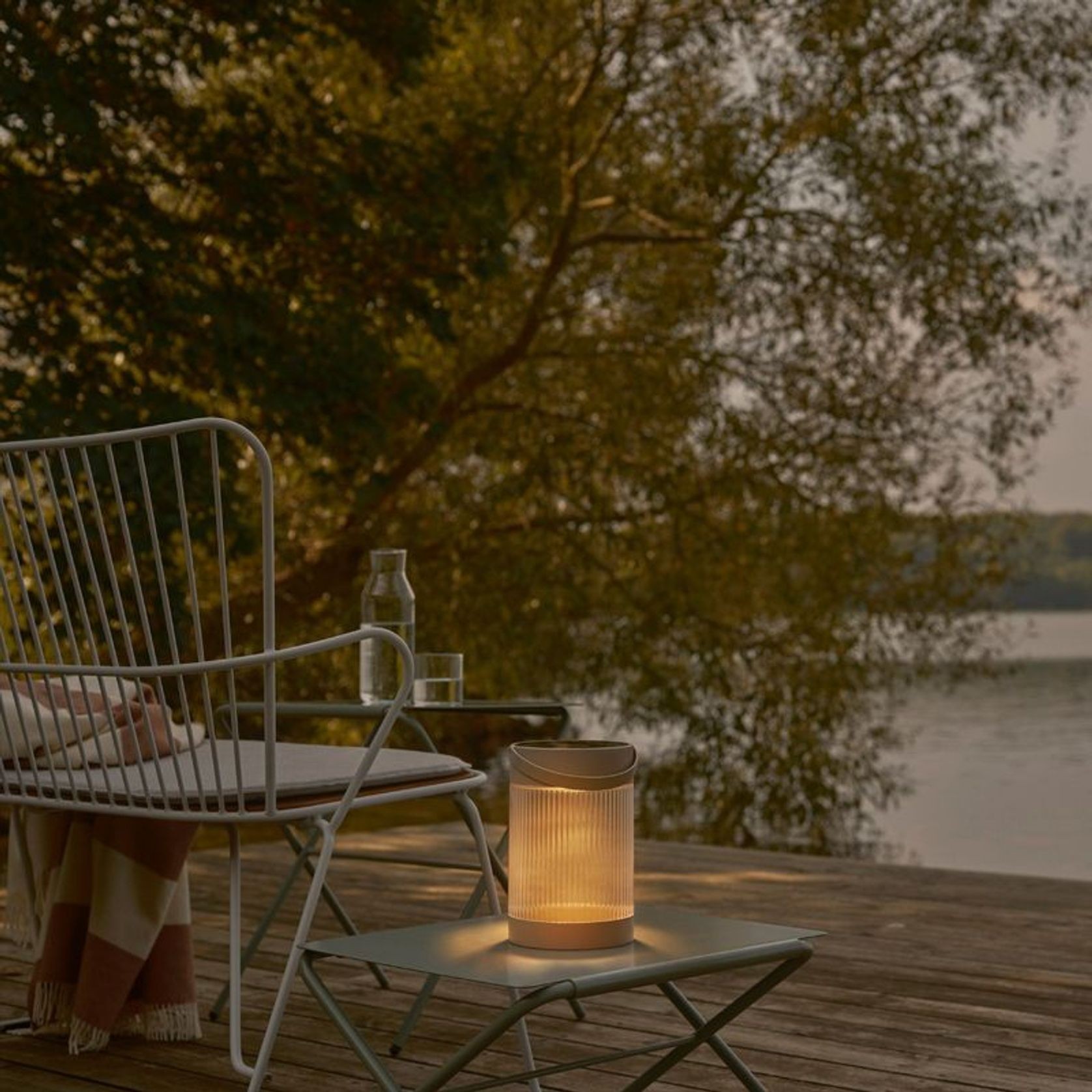 Coupar Solar Table Lamp gallery detail image