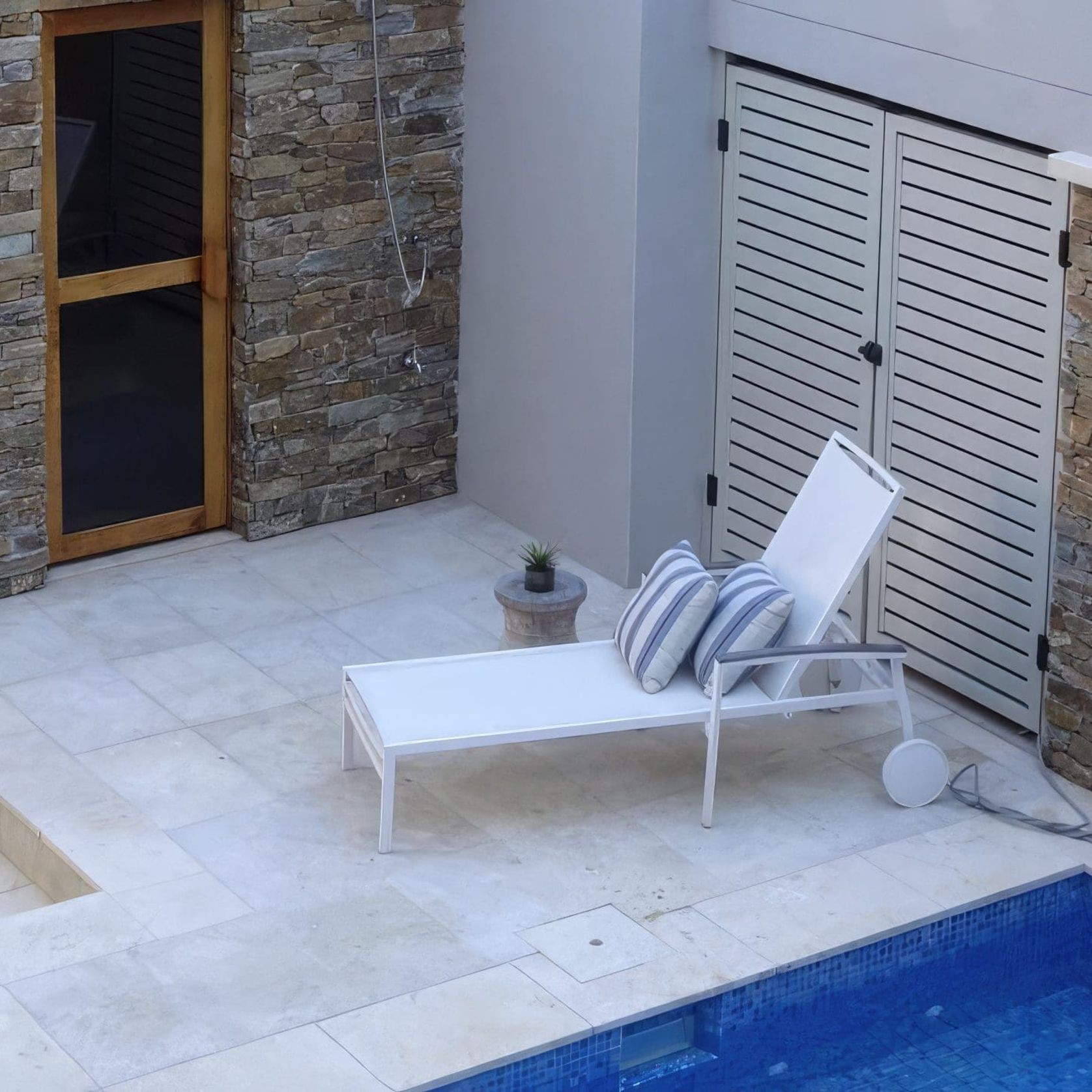 Crema Novelda Sandblasted Limestone Tiles gallery detail image