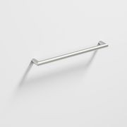Arc Horizontal Heated Towel Rail 632mm gallery detail image