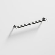 Arc Horizontal Heated Towel Rail 632mm gallery detail image