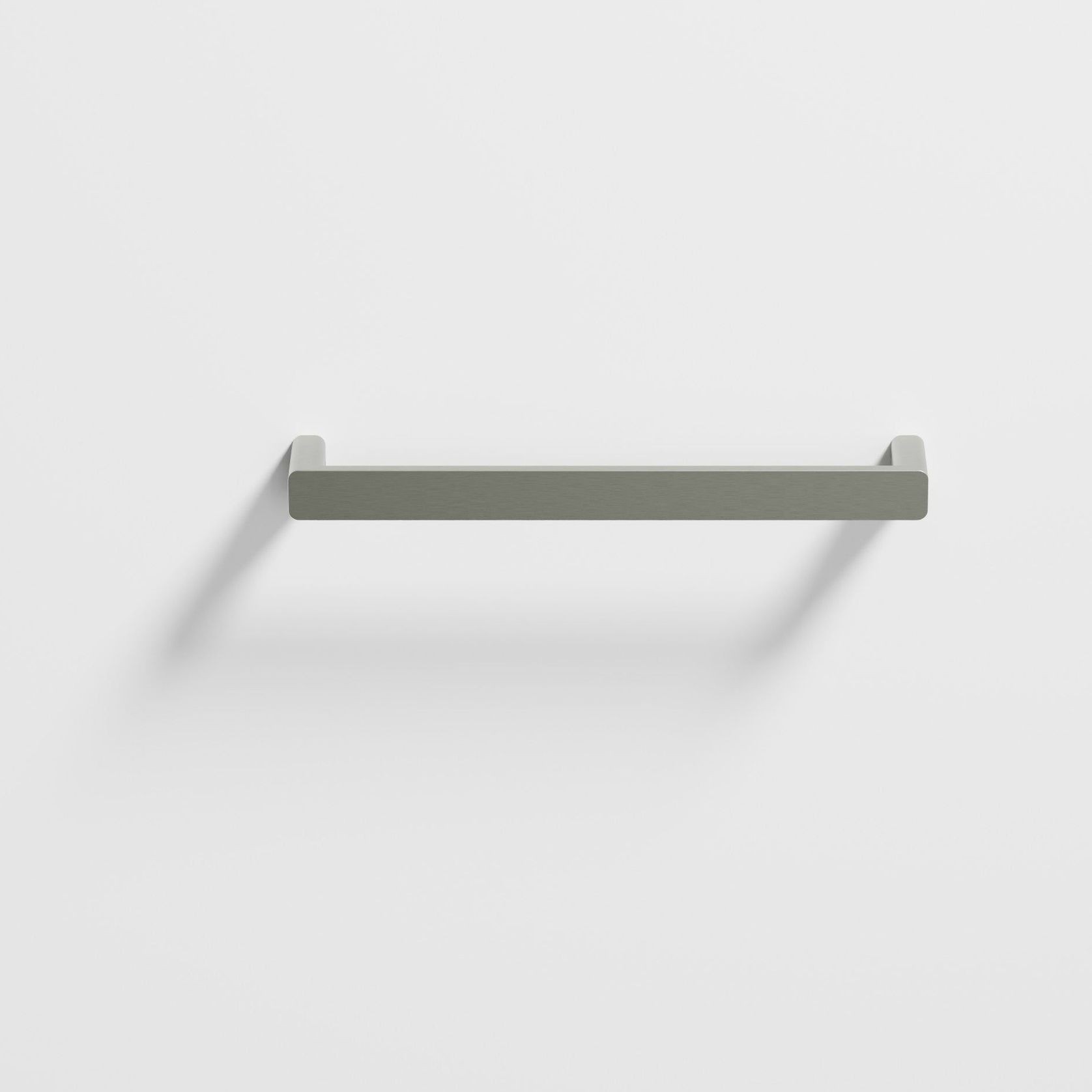 Lineare 475 Horizontal Heated Towel Rail gallery detail image