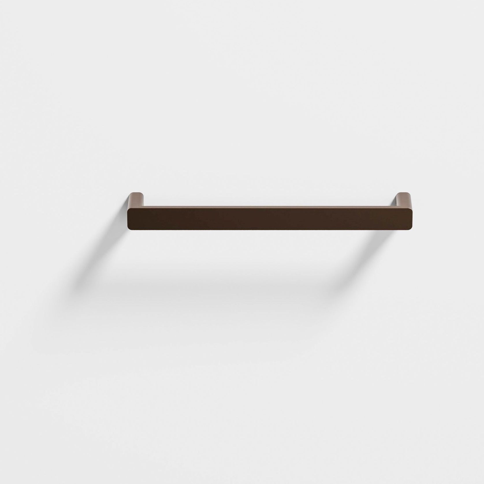 Lineare 475 Horizontal Heated Towel Rail gallery detail image