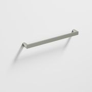 Lineare 625 Horizontal Heated Towel Rail gallery detail image